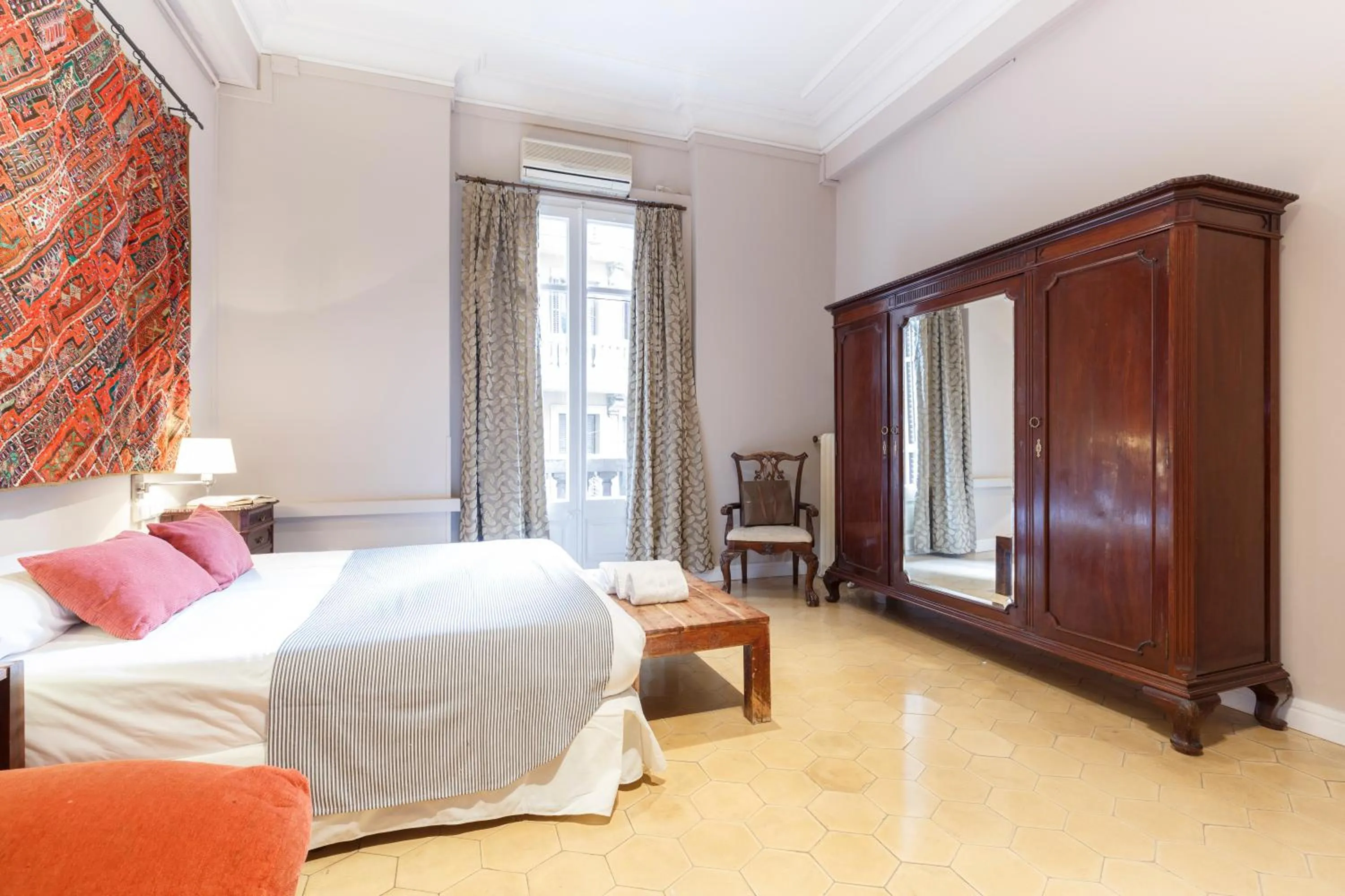 Bedroom, Bed in AinB B&B Born-Via Laietana