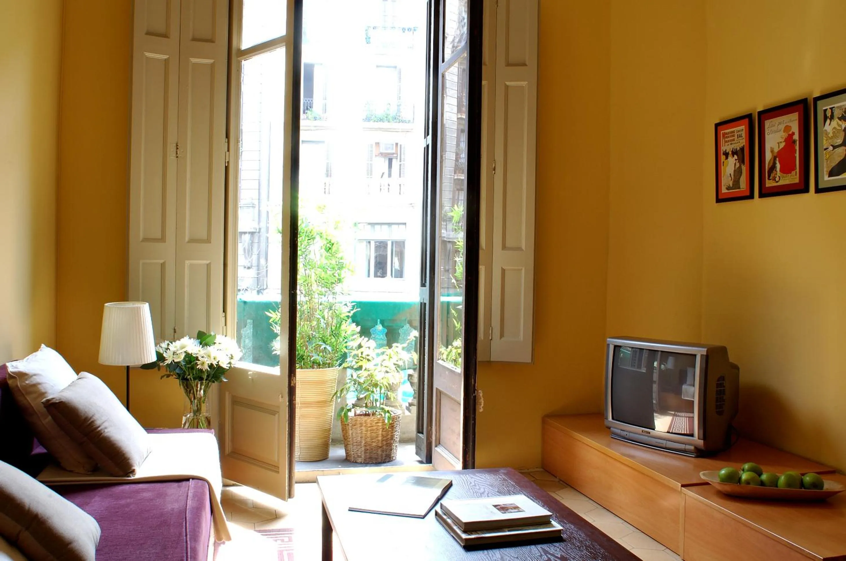 Day in AinB B&B Born-Via Laietana