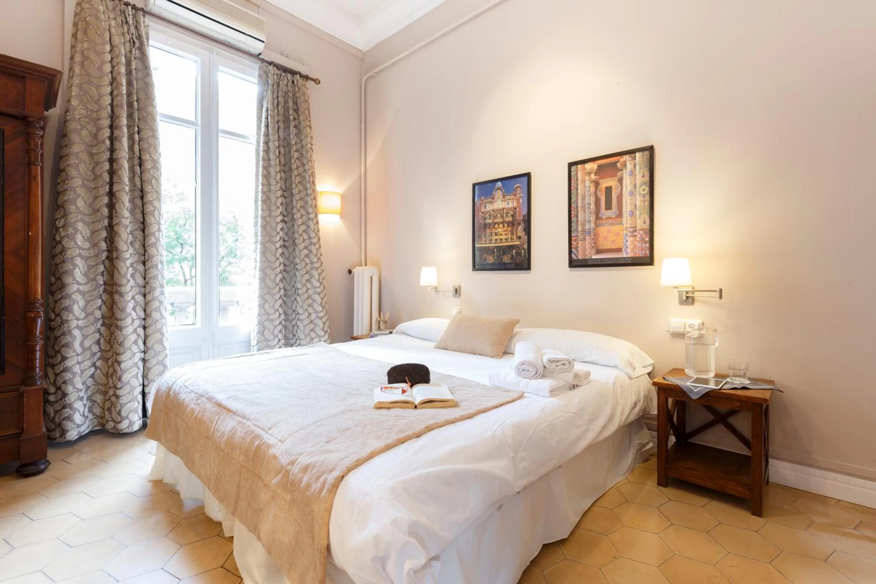 Bedroom, Bed in AinB B&B Born-Via Laietana