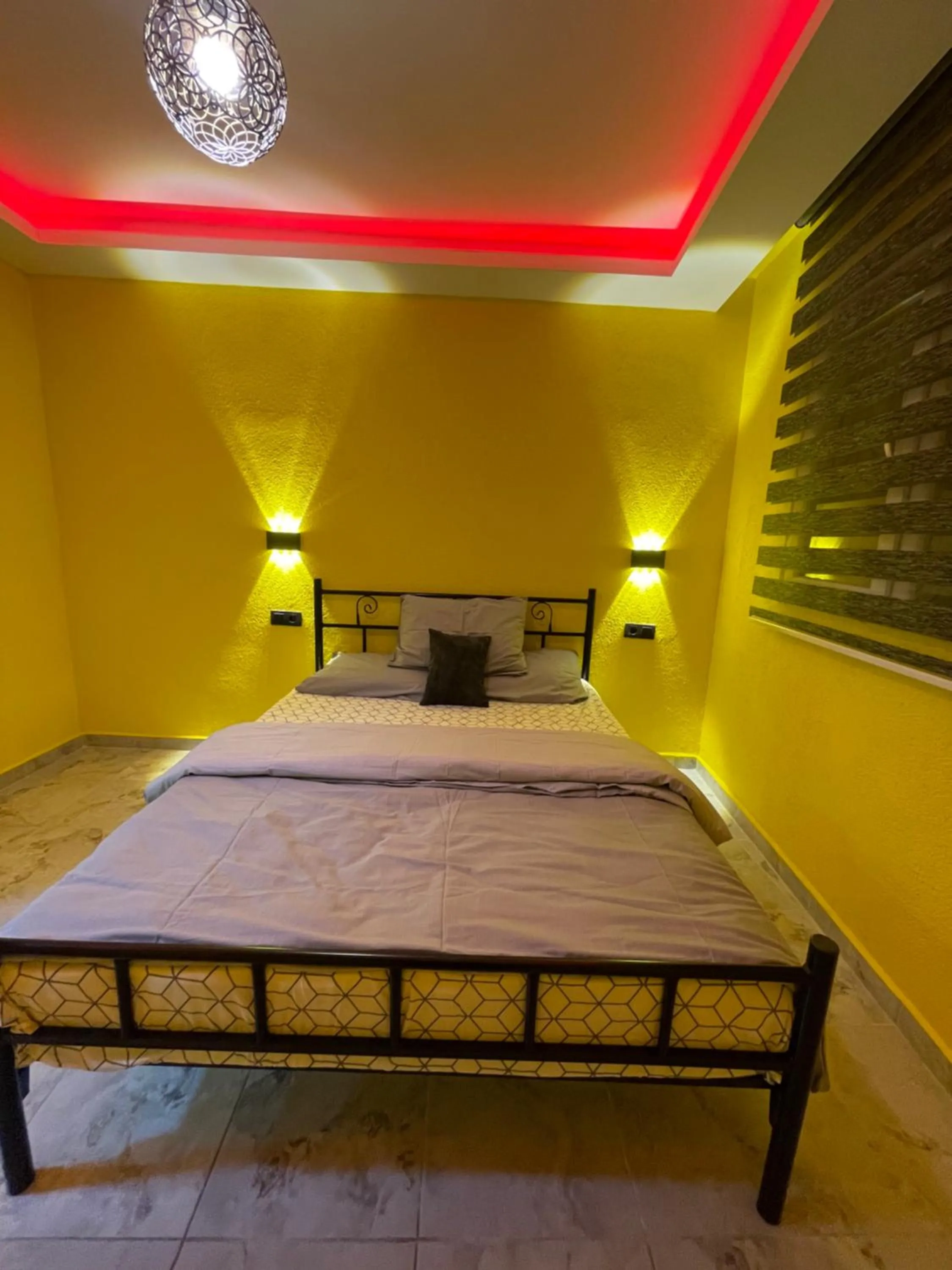 Bed in Taksim academie house