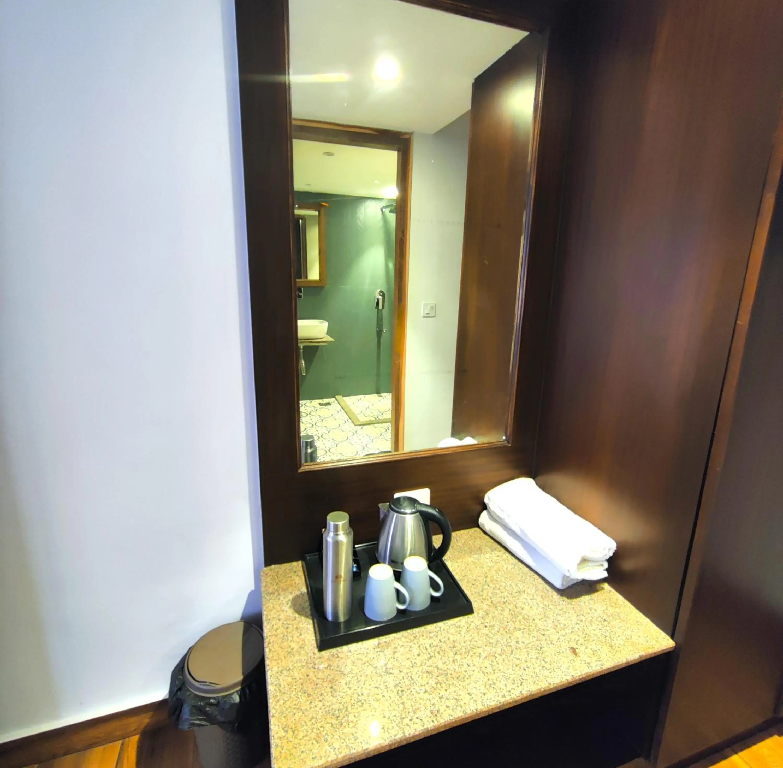 Bathroom in Sangam by Stotrak, Jhula Ghar Mussoorie