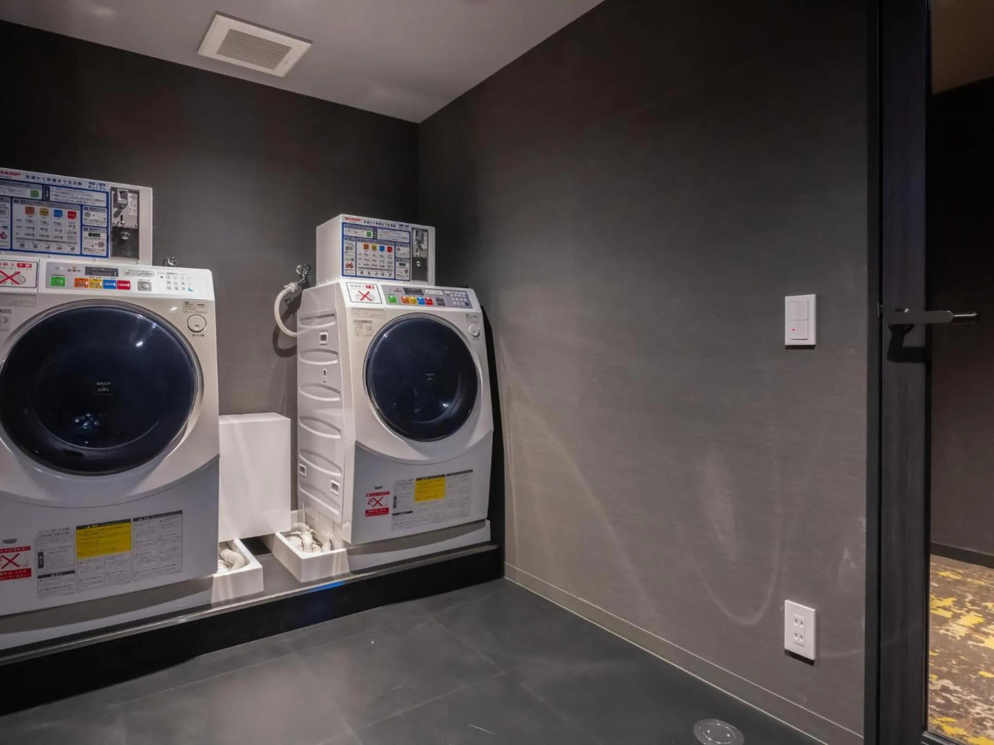 Pets in hotel anddoggy Kyoto Nijo