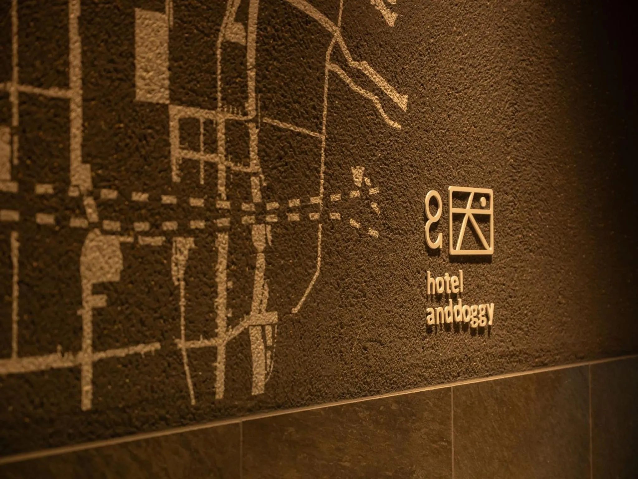 Logo/Certificate/Sign in hotel anddoggy Kyoto Nijo