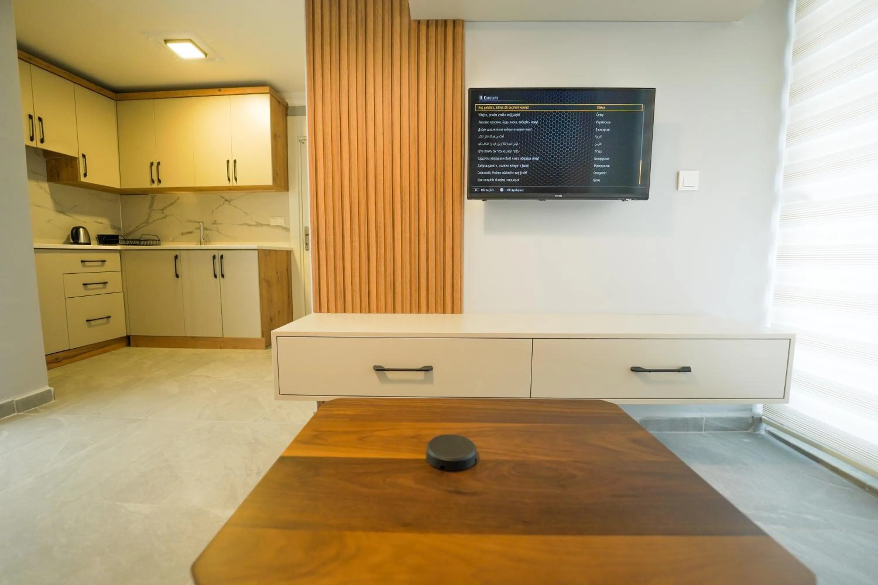 TV and multimedia in Han Apart Hotel Side