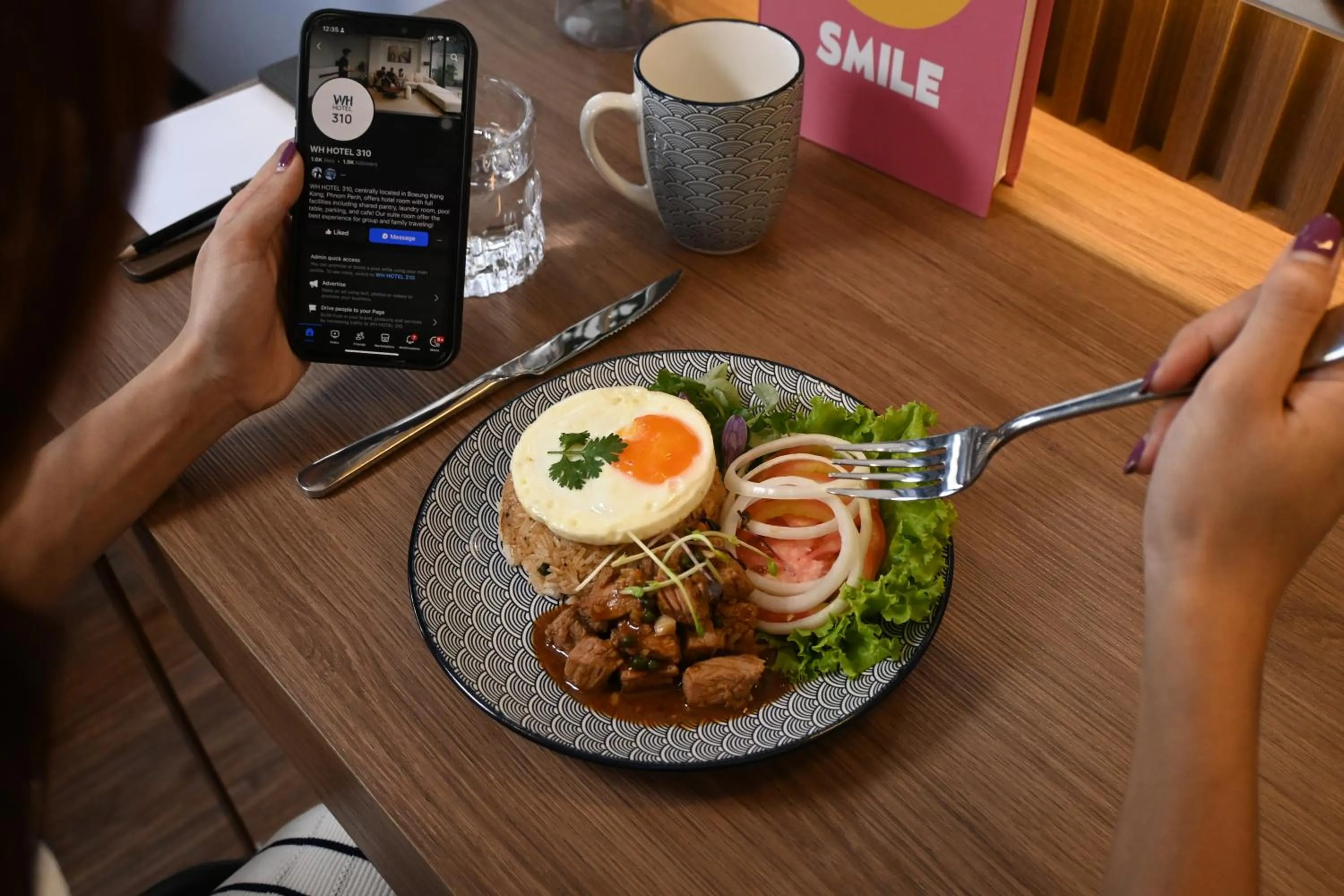 Restaurant/places to eat in WH Hotel 310