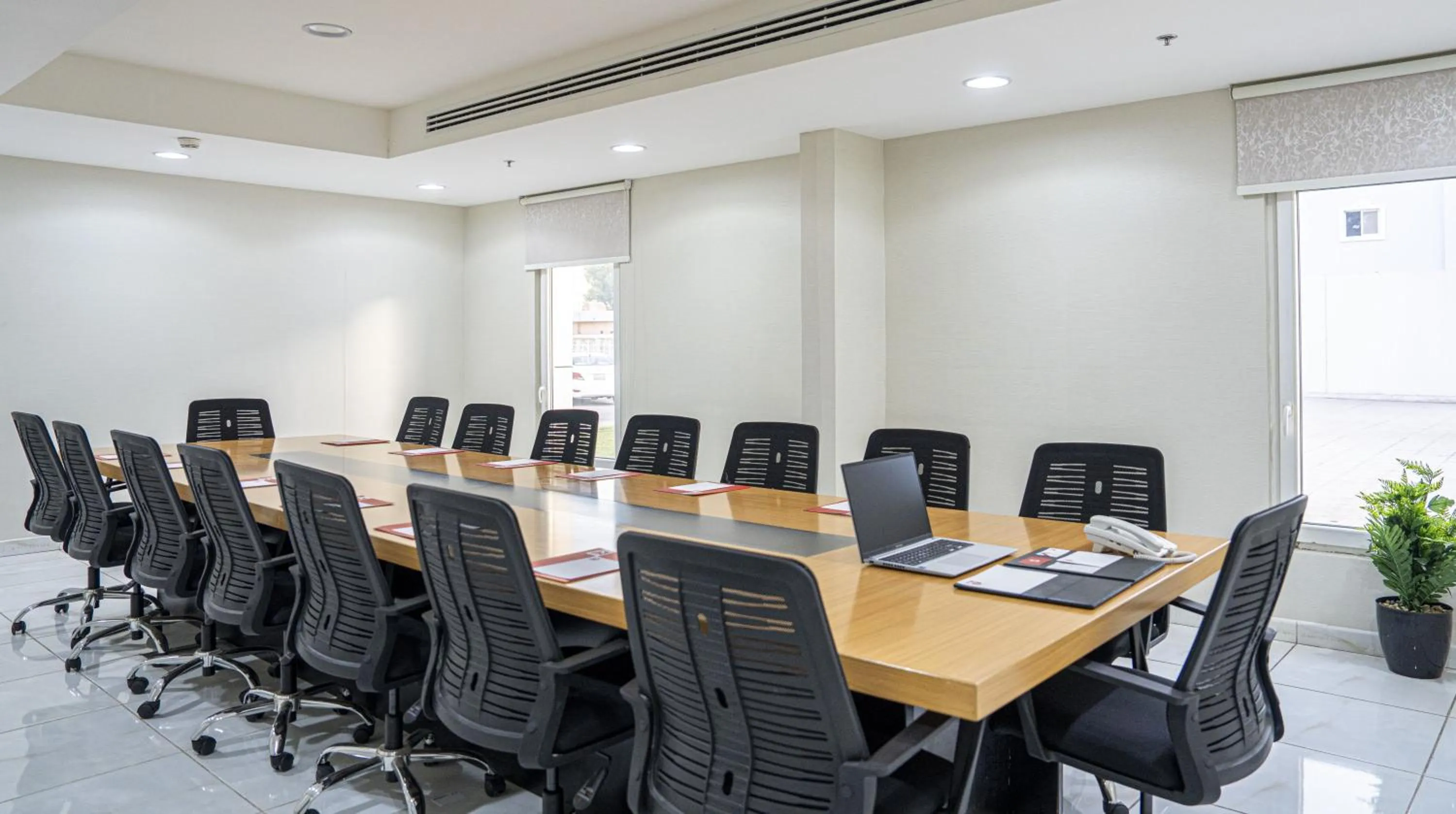 Meeting/conference room in Swiss Spirit Second Dammam Industrial City