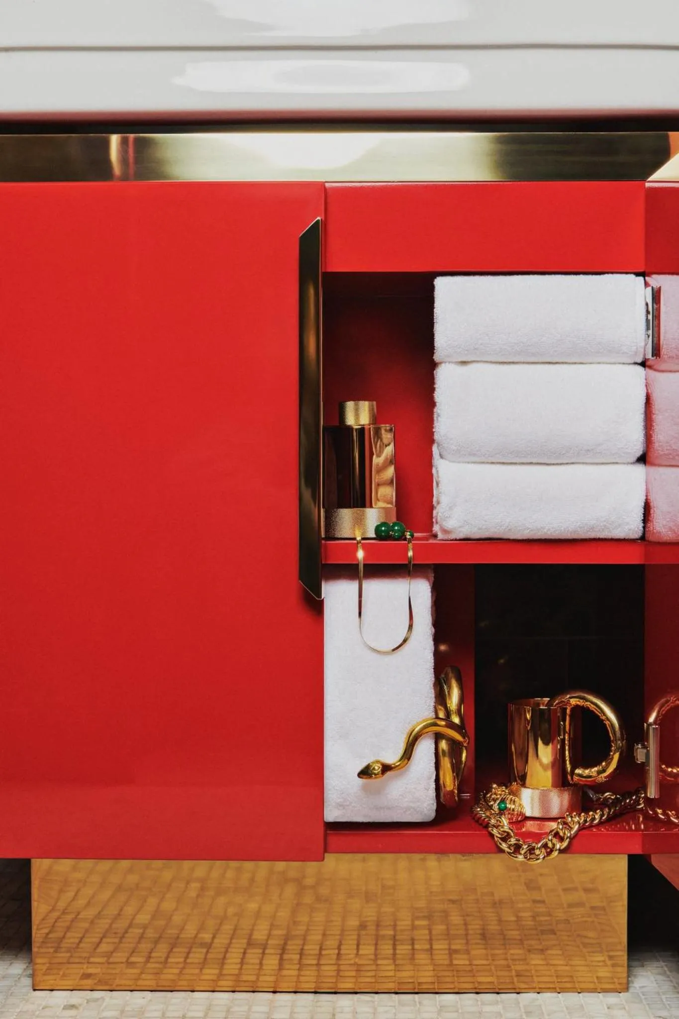 Bathroom in The Manner, The Unbound Collection by Hyatt