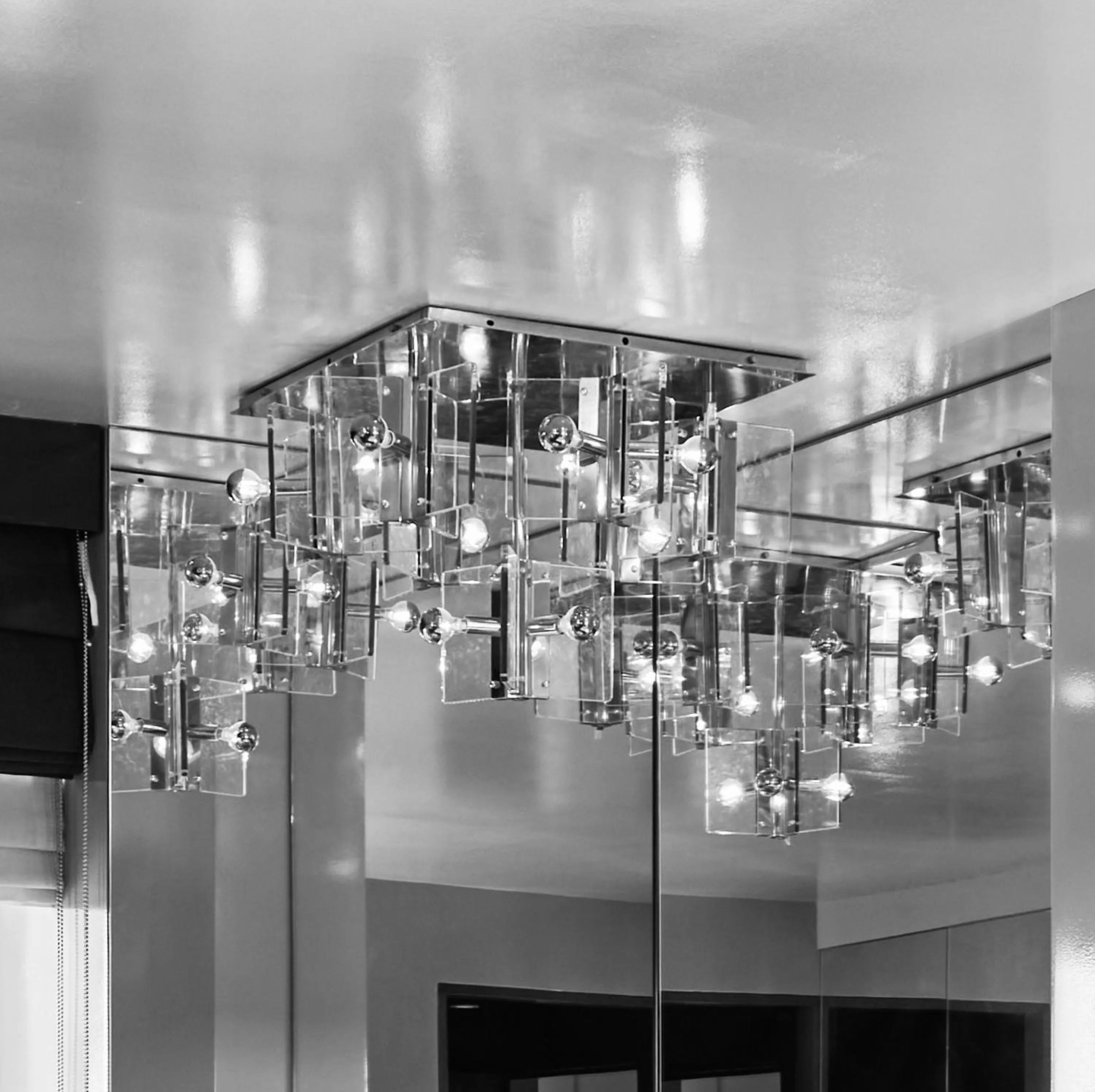 Property building in The Manner, The Unbound Collection by Hyatt