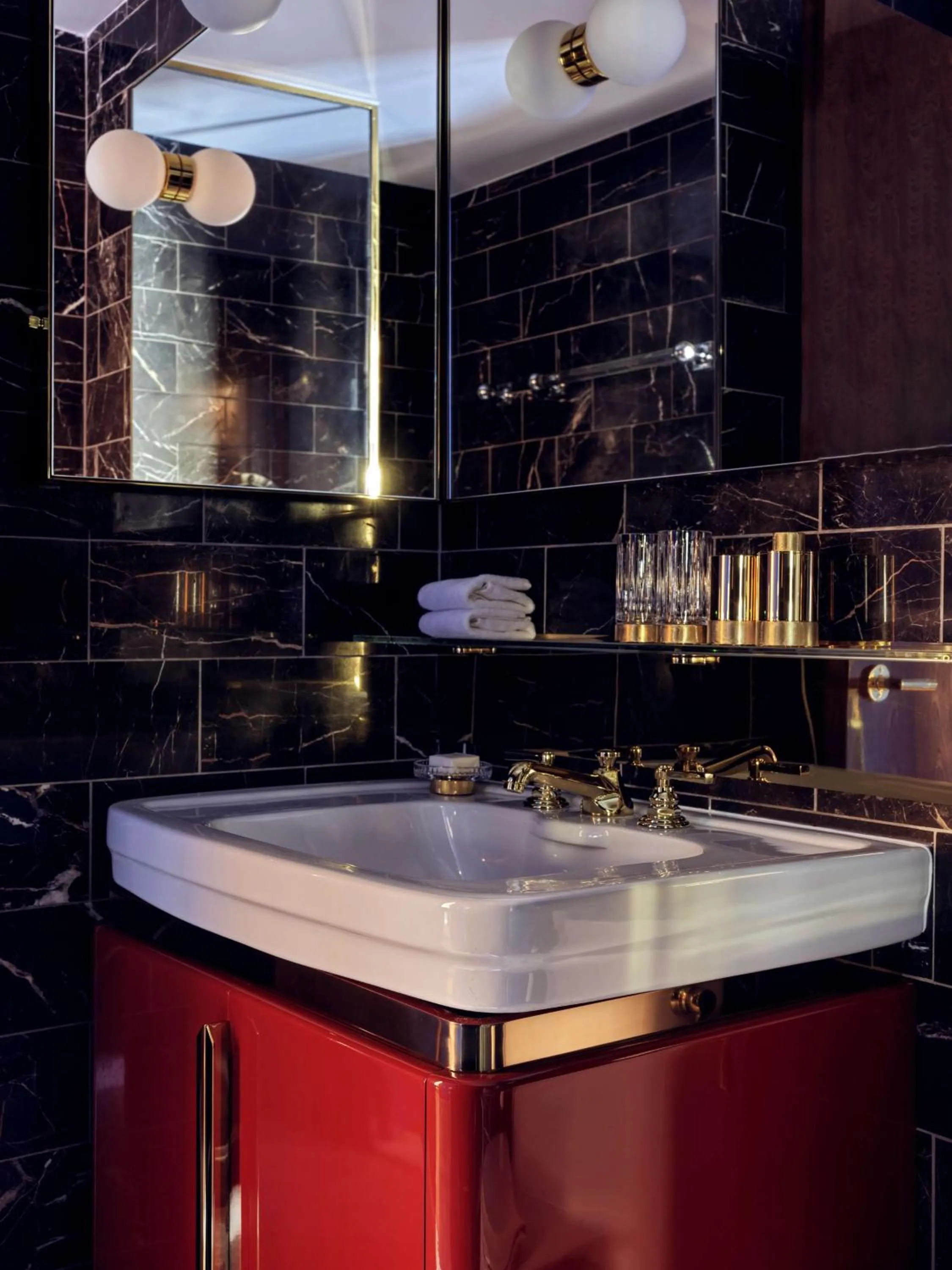 Bathroom in The Manner, The Unbound Collection by Hyatt