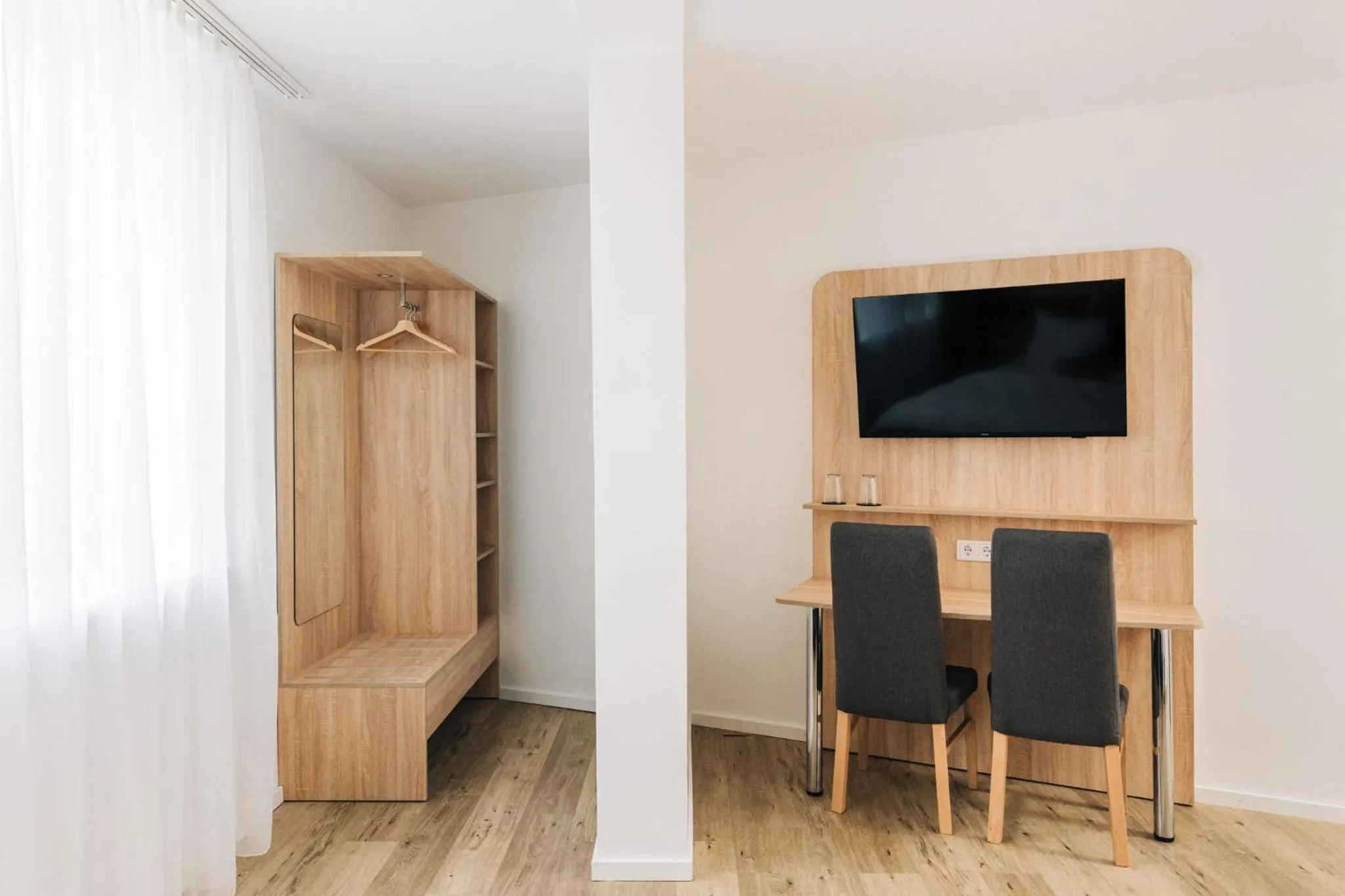 TV and multimedia in Homaris Corner Hotel