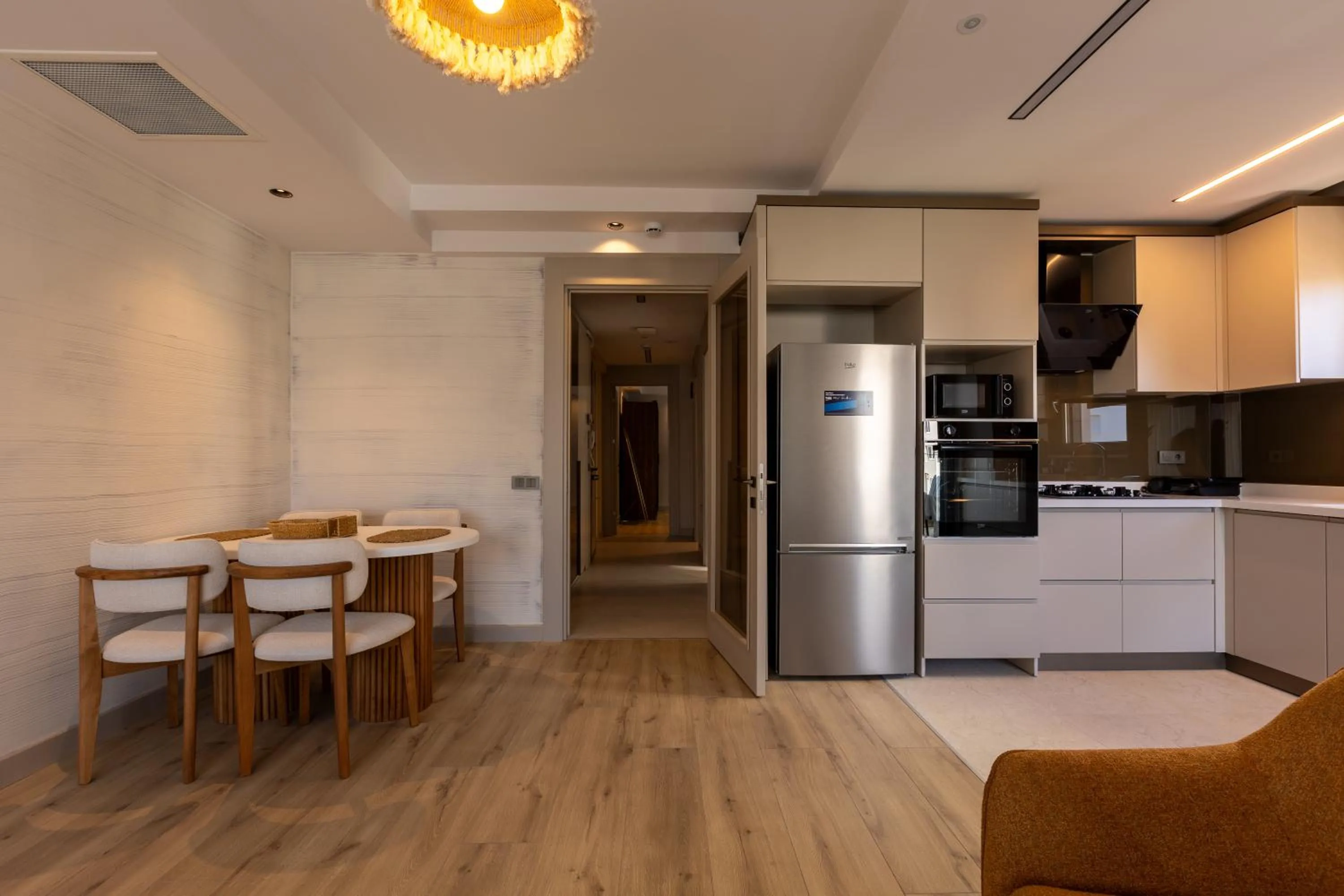 Communal lounge/ TV room in Los Suites