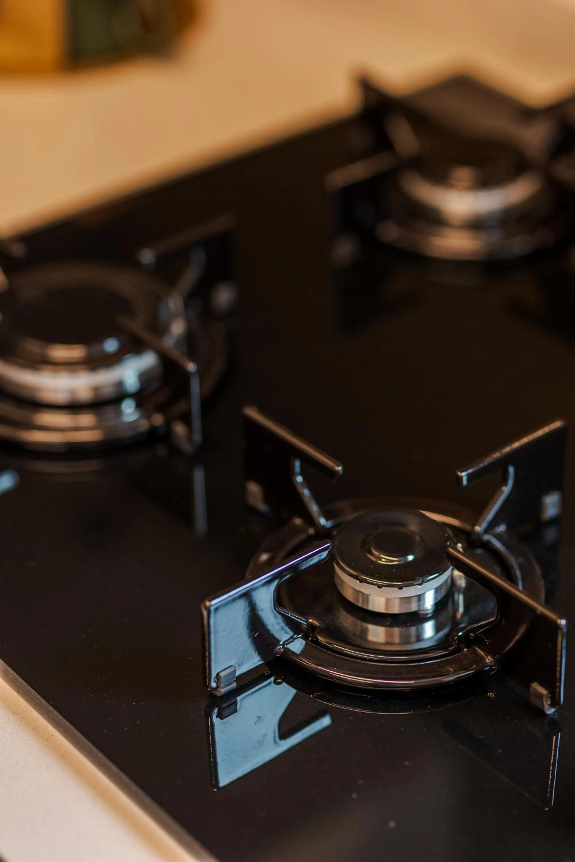 Kitchen or kitchenette in Los Suites