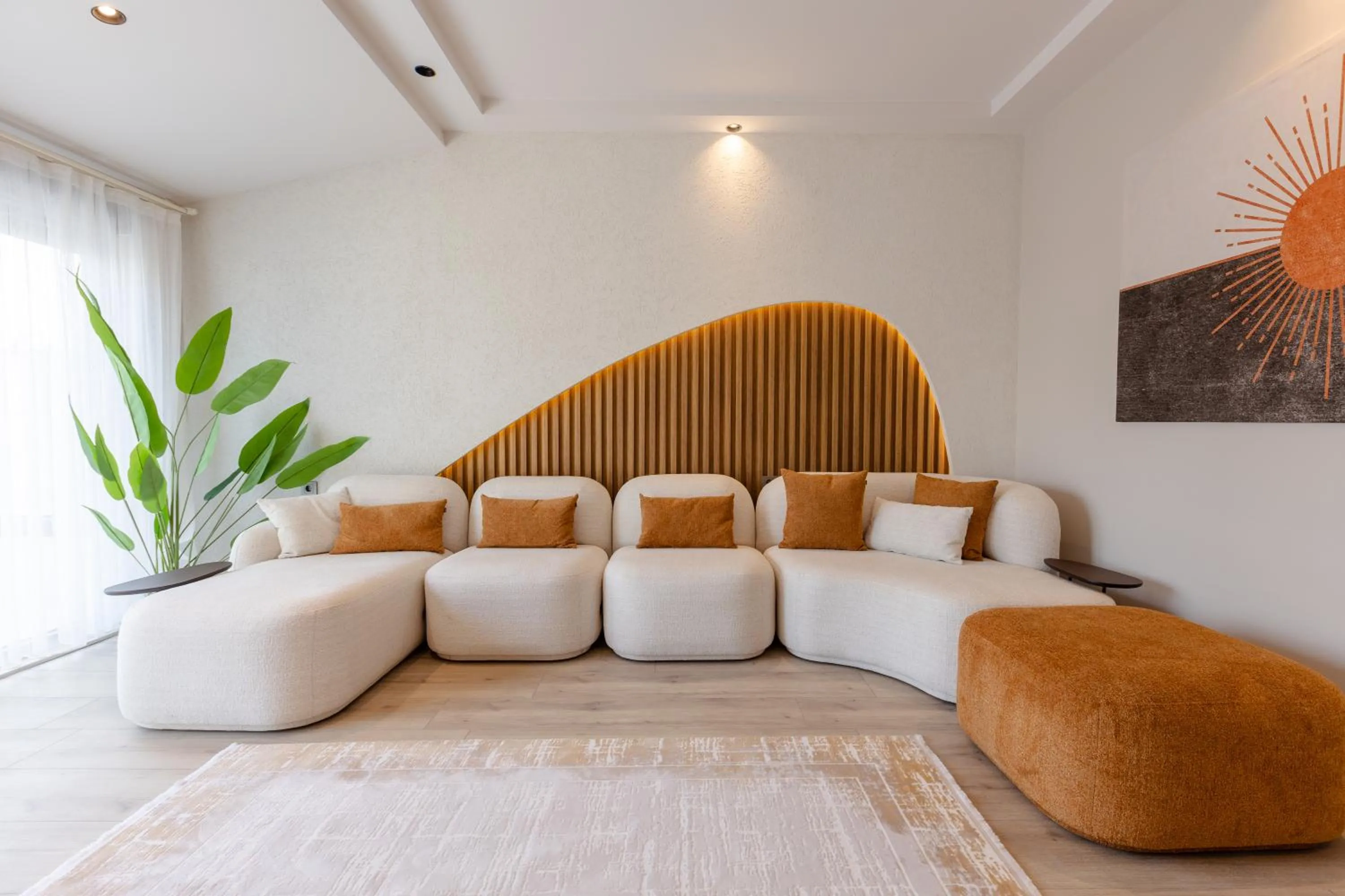 Communal lounge/ TV room in Los Suites