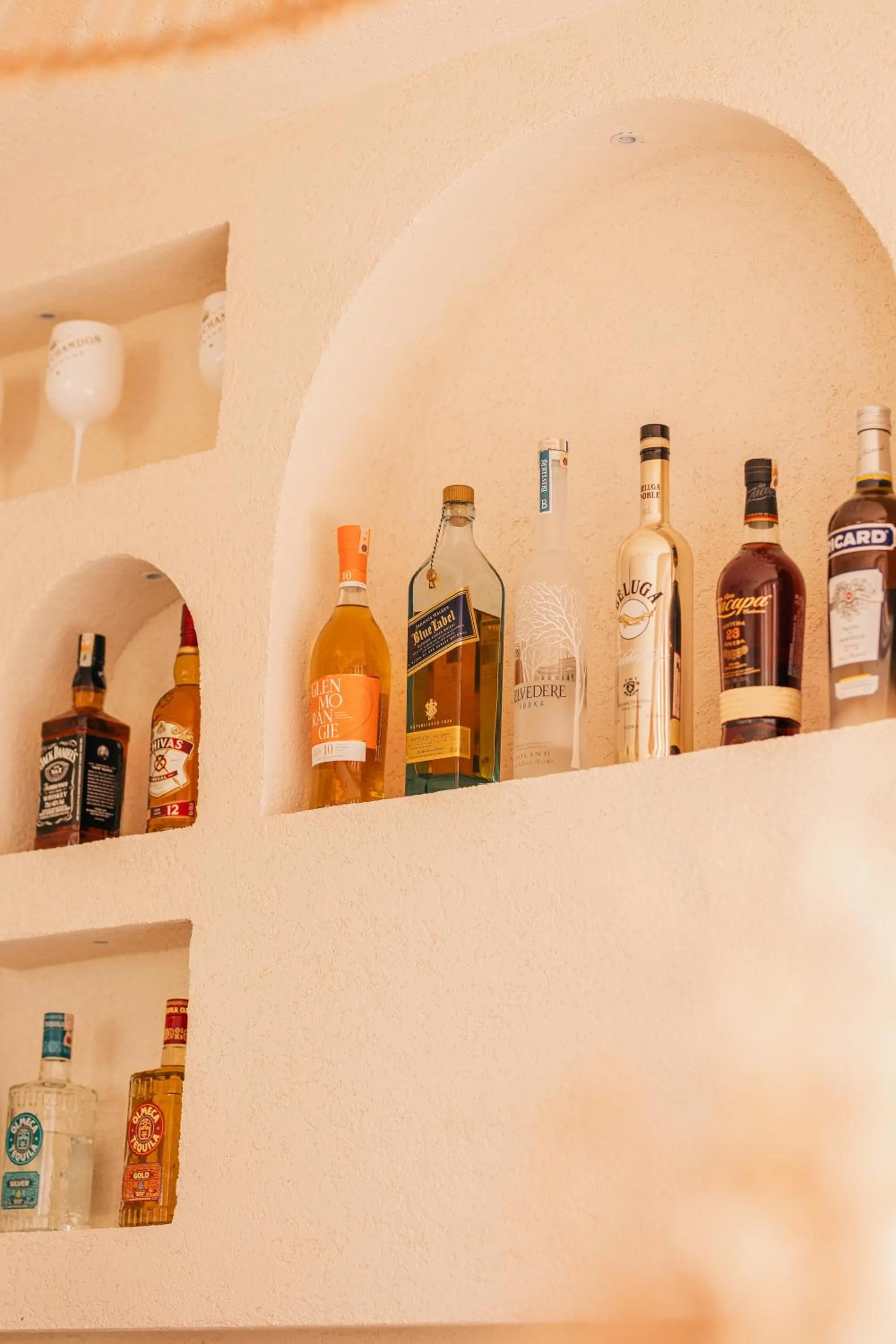 Lounge or bar in Los Suites