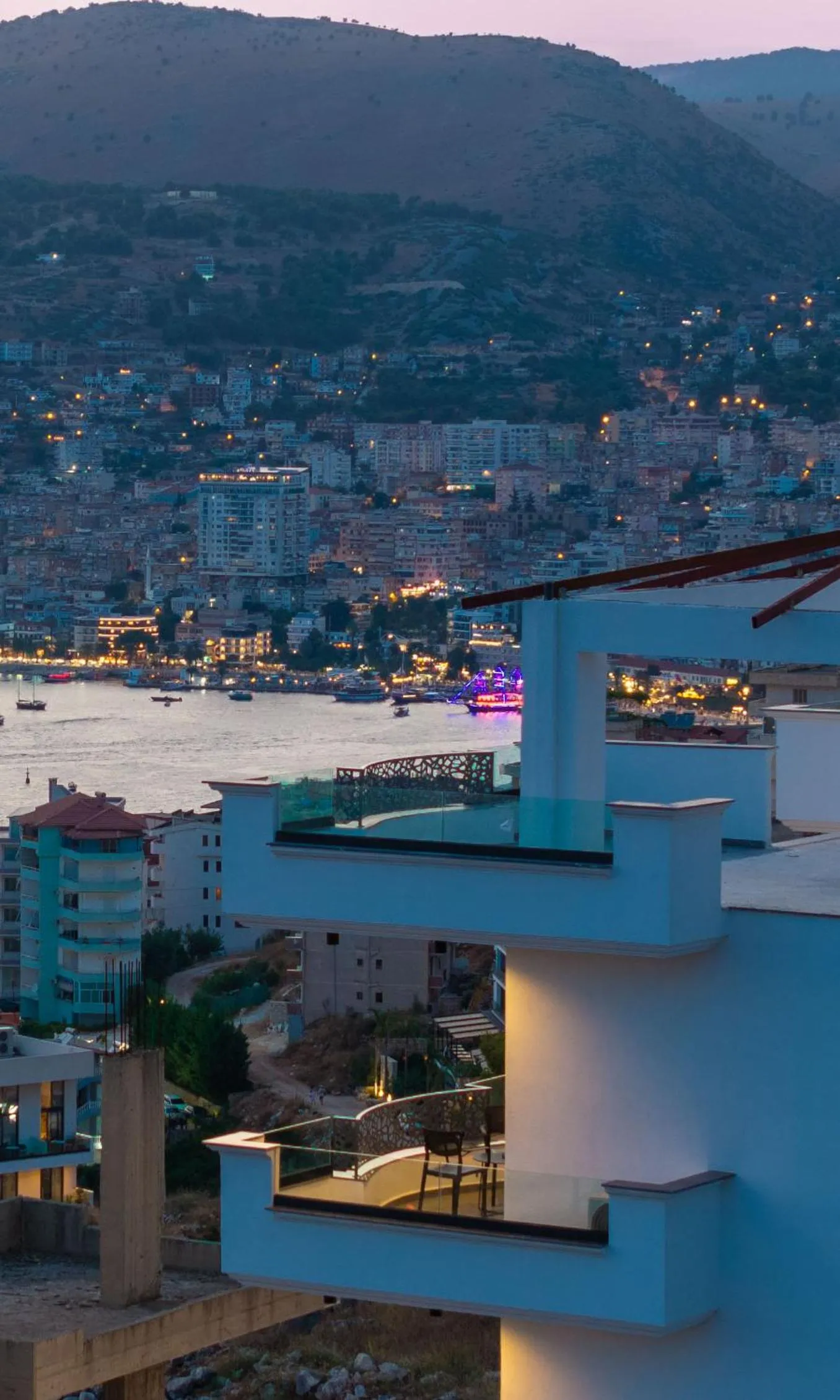 Property building in Arrei Hotel