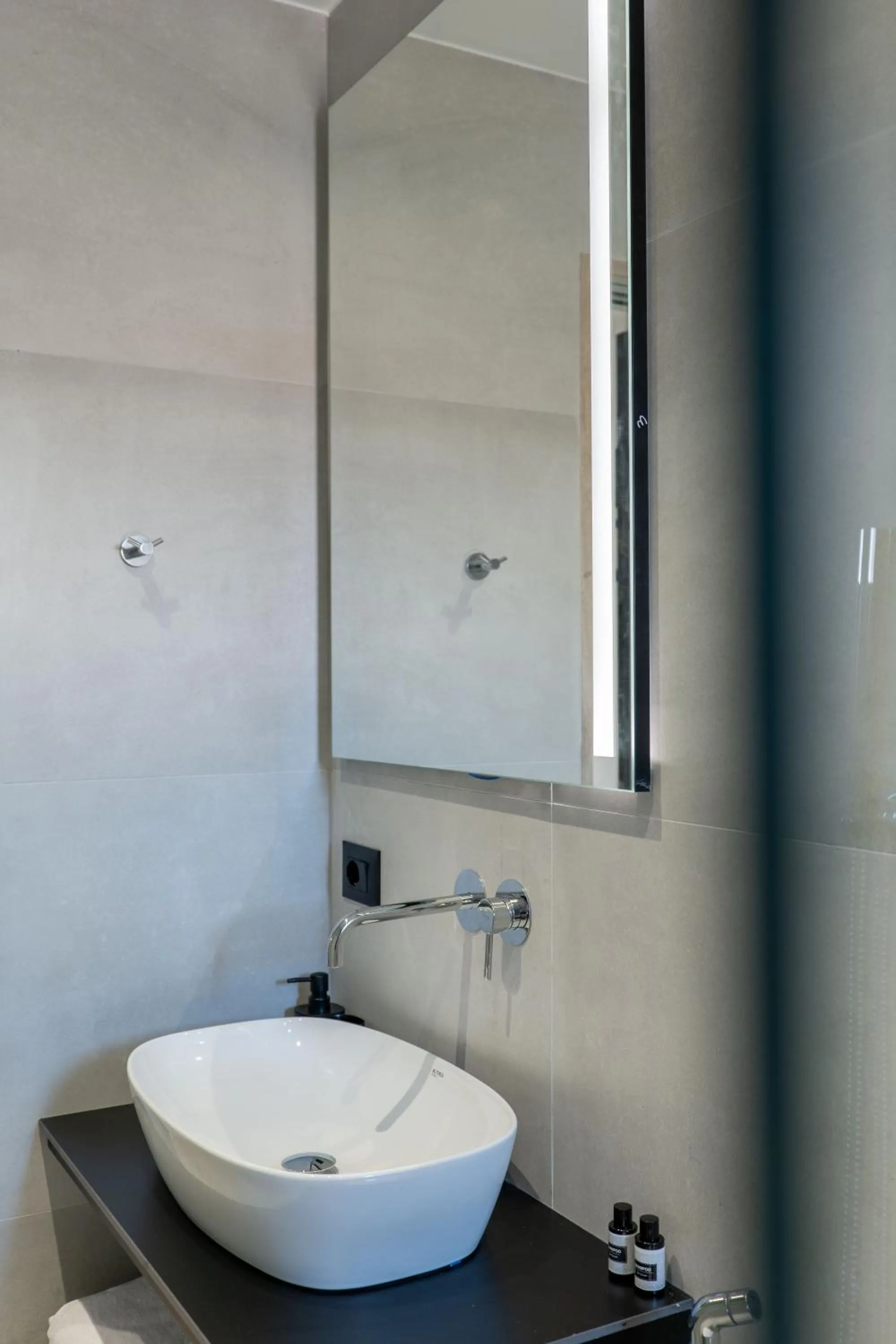 Bathroom in Arrei Hotel