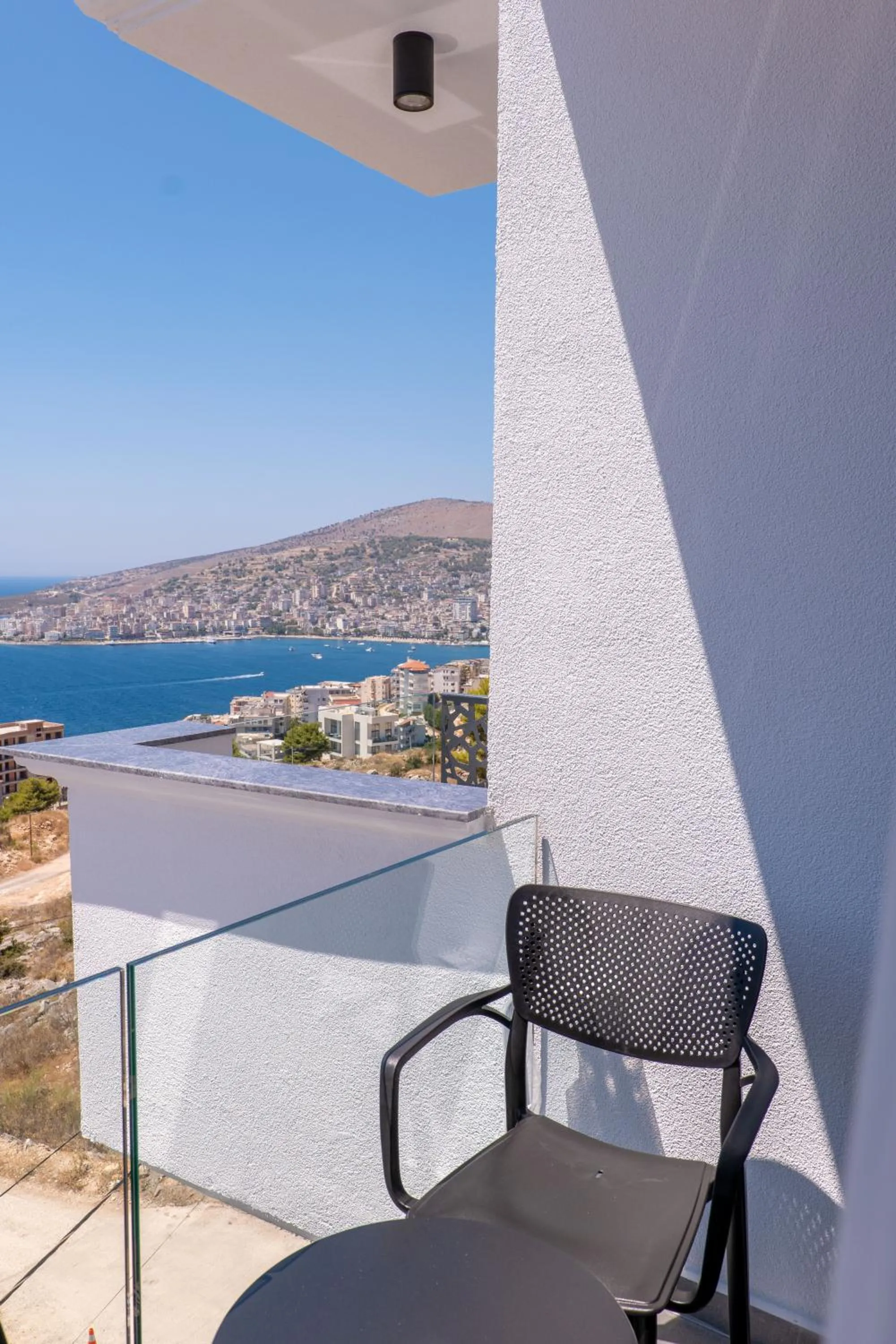 Balcony/Terrace in Arrei Hotel