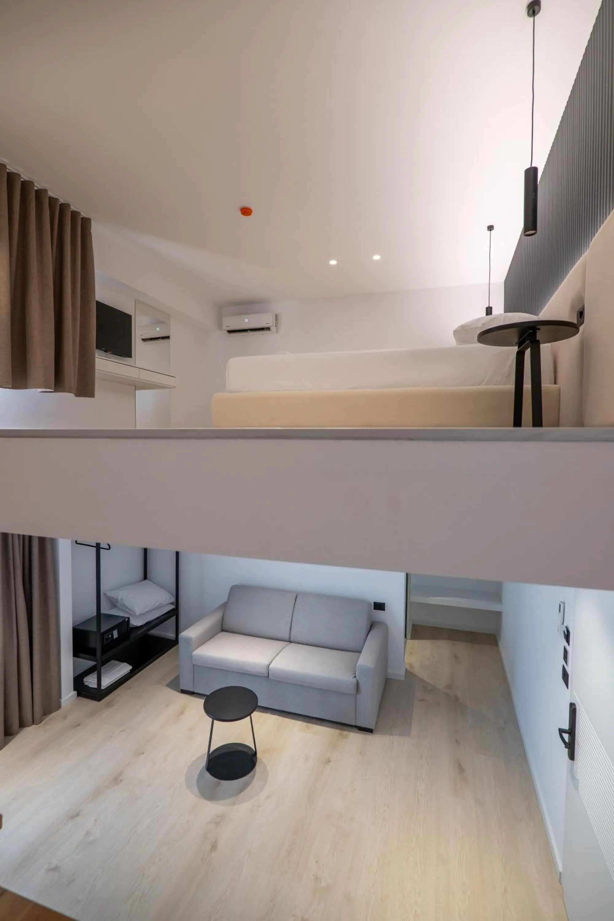 Photo of the whole room in Arrei Hotel