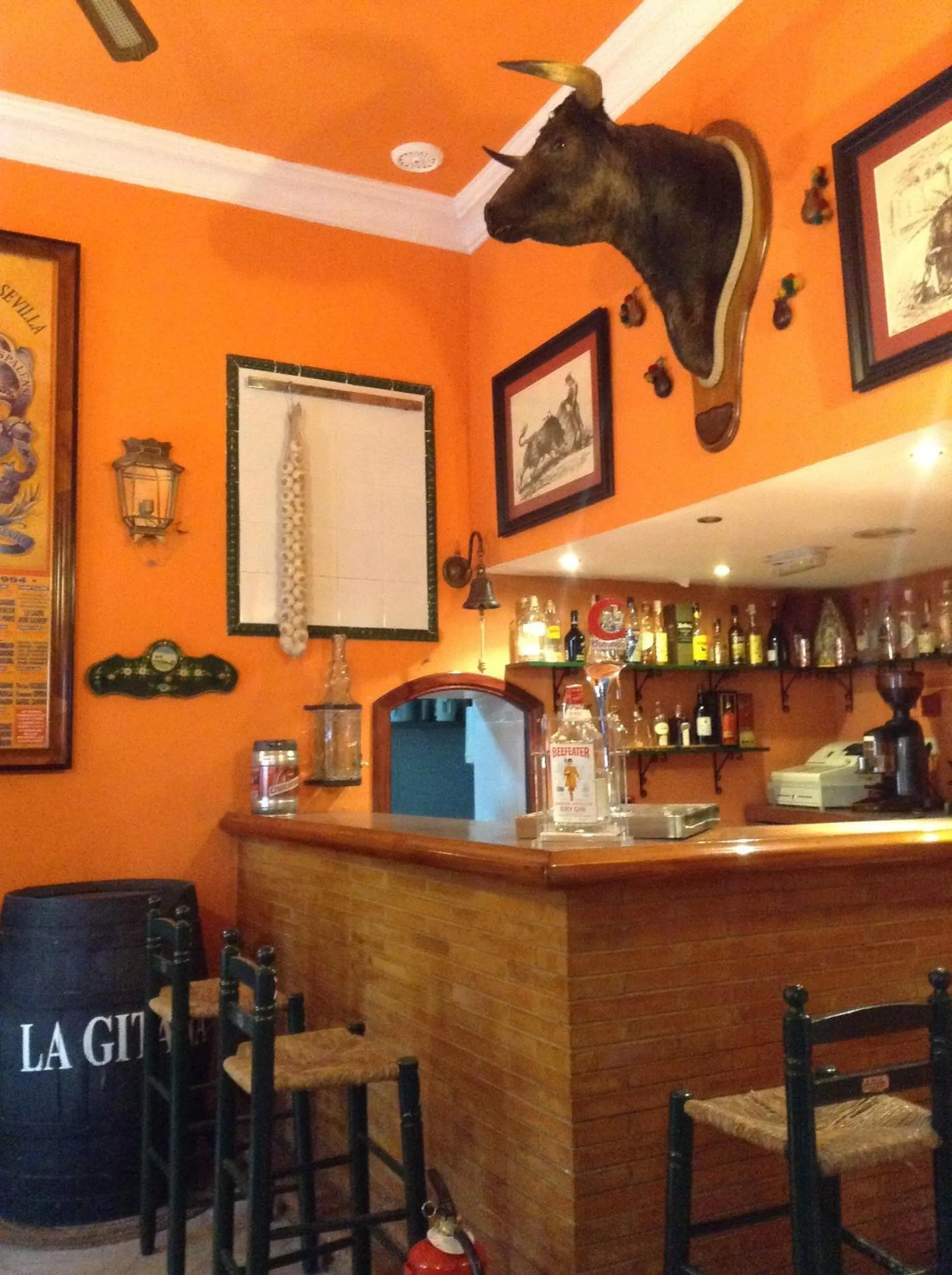 Coffee/tea facilities in Hostal Sierpes