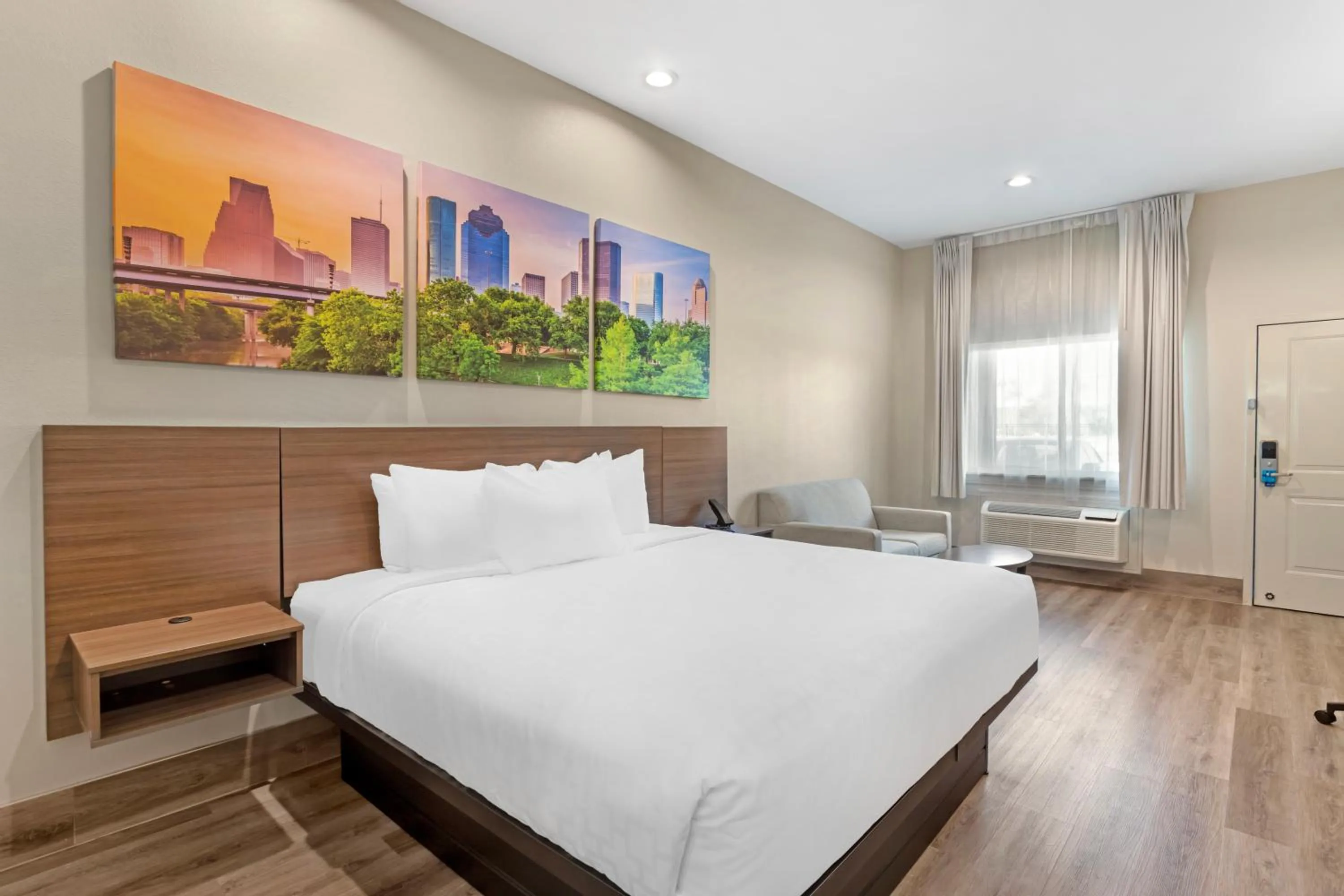 Bed in Clarion Pointe Spring - Houston North