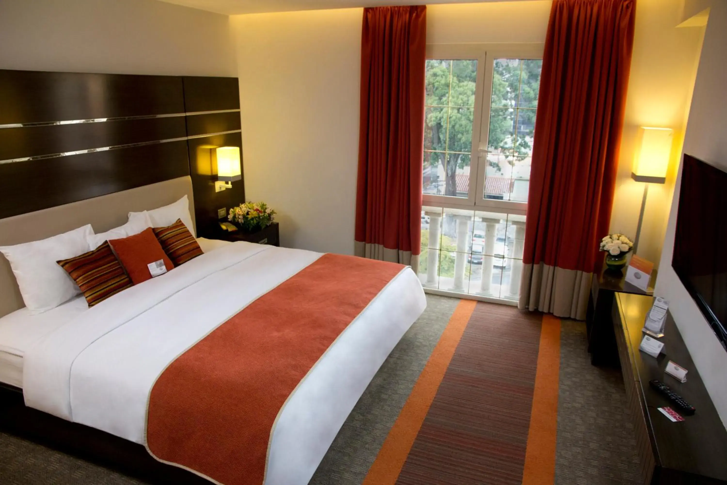 Bed in Altamira Village Hotel & Suites Bed in Altamira Village Hotel & Suites