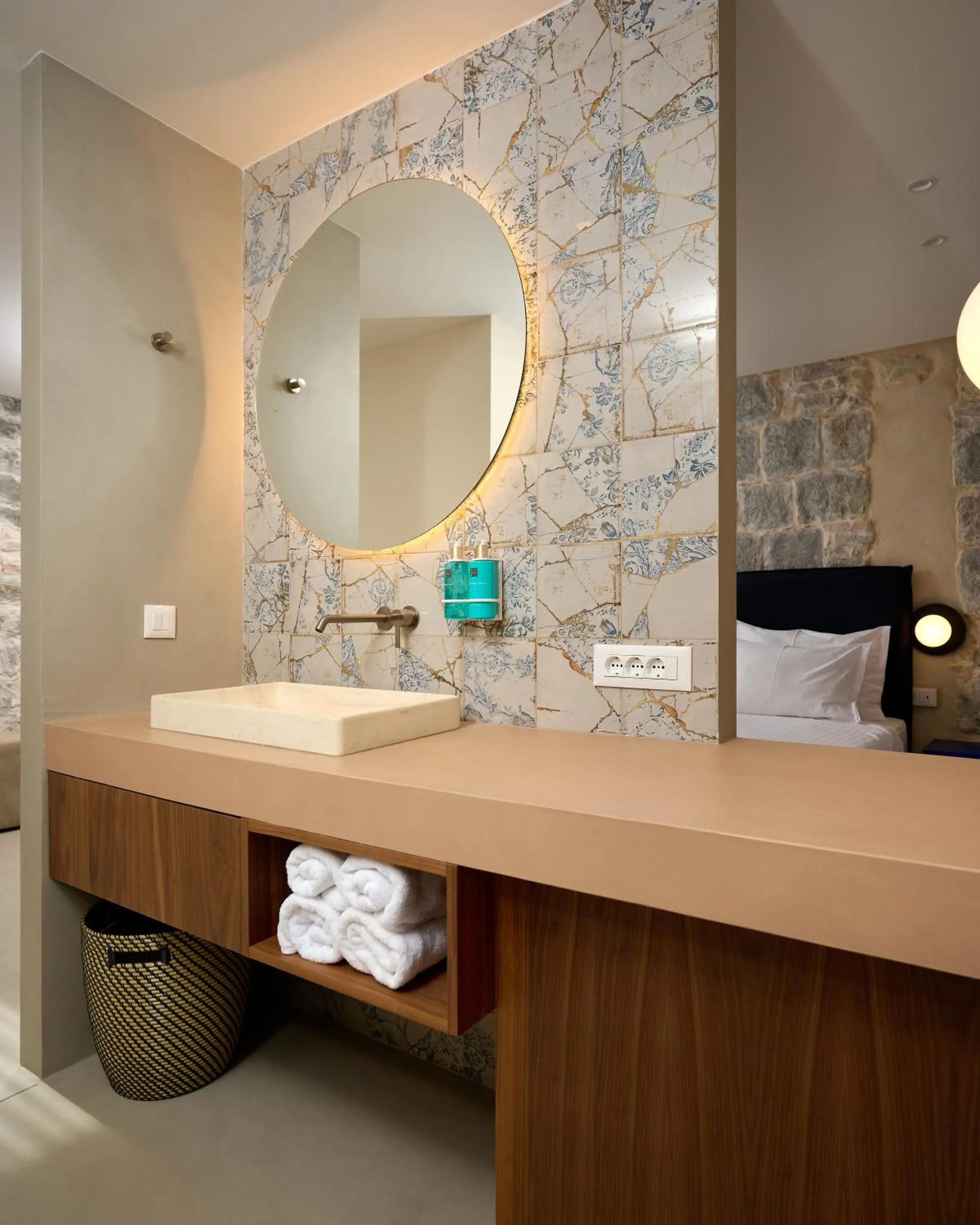 Bathroom in Central Heritage Hotel