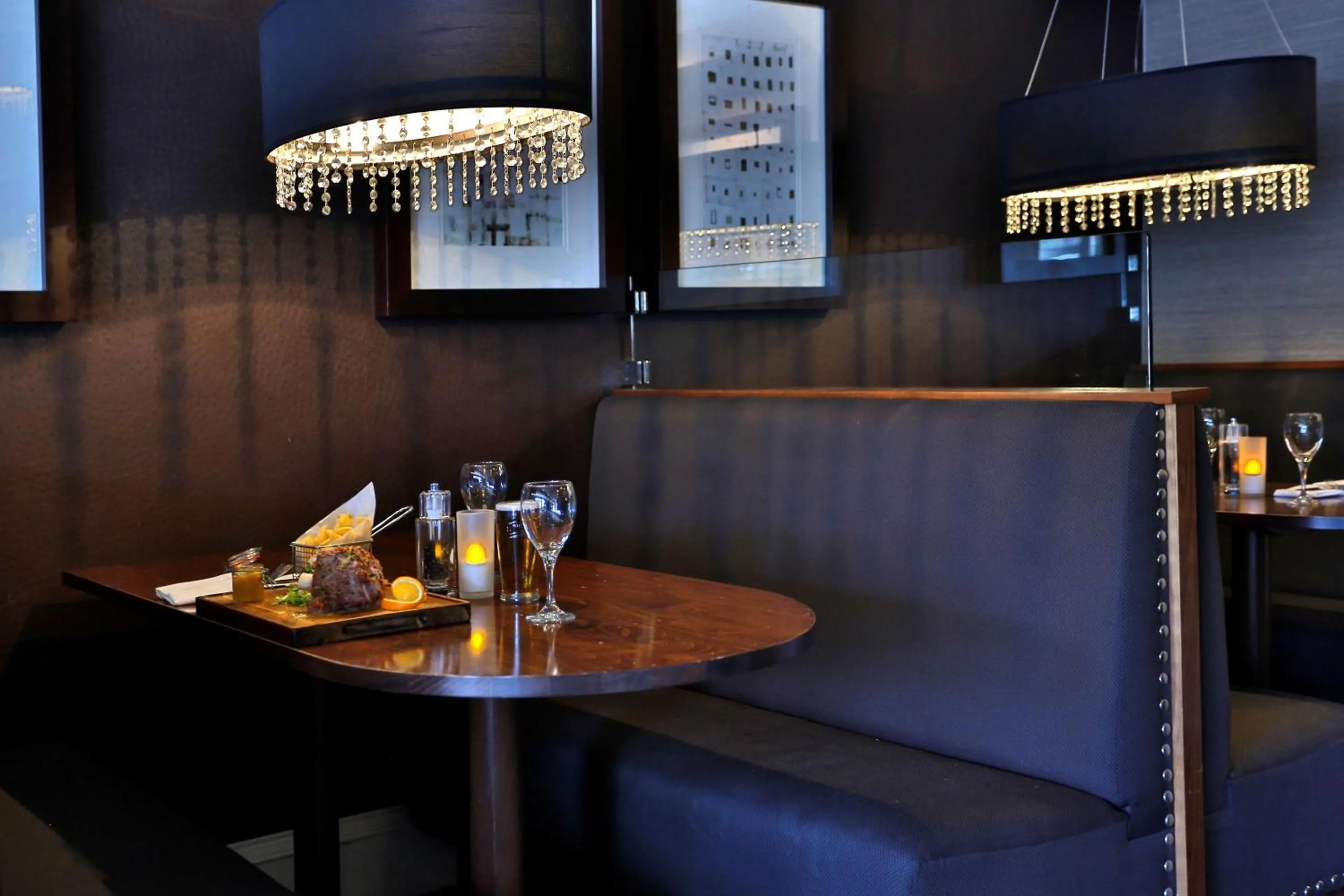 Restaurant/places to eat in Best Western Motherwell Centre Moorings Hotel