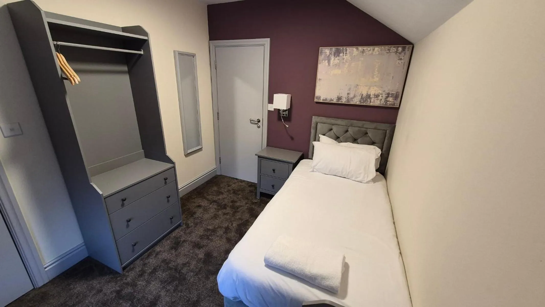 Bed in The Lemon Tree