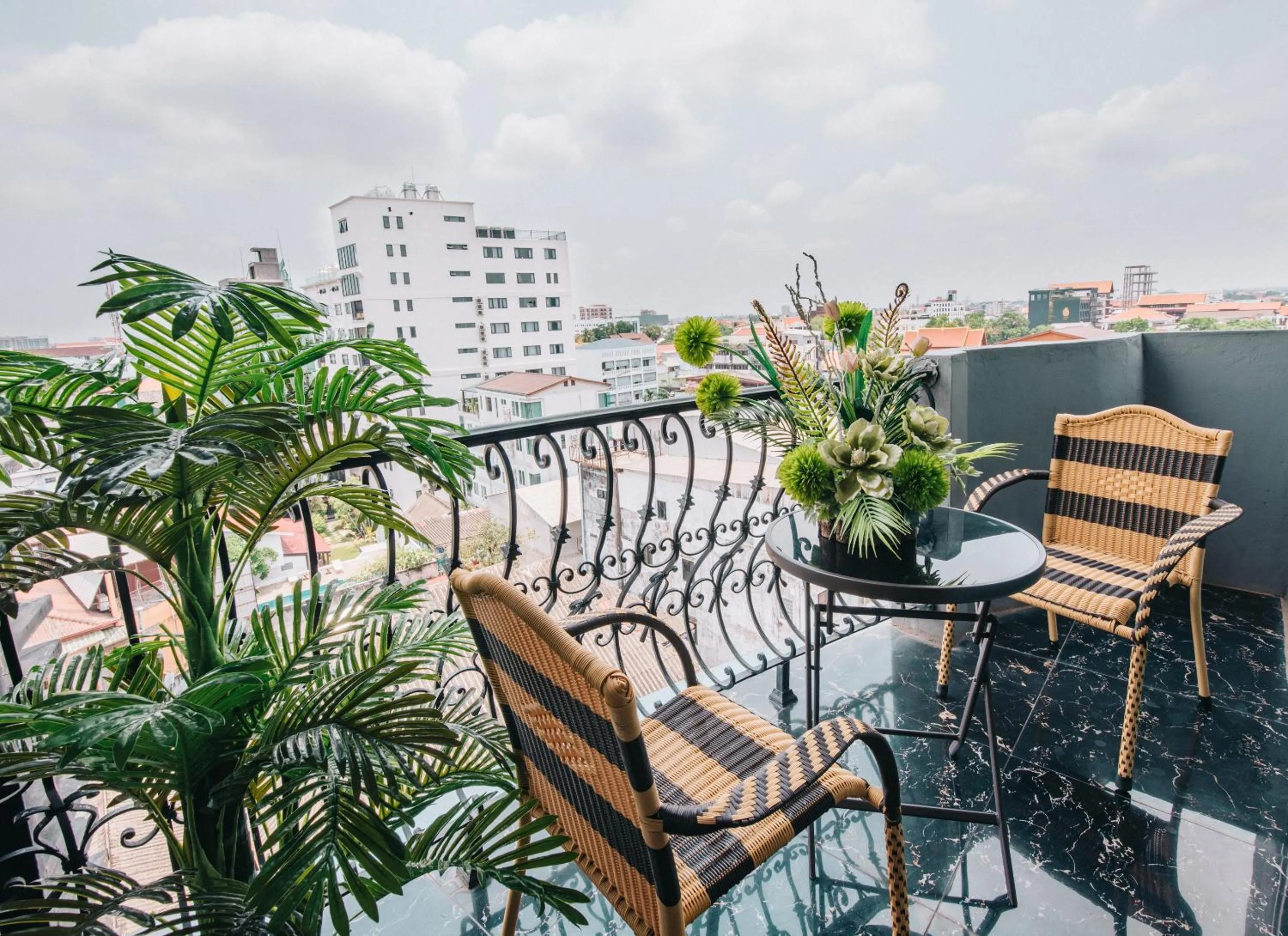 Balcony/Terrace in V Hotel Vientiane