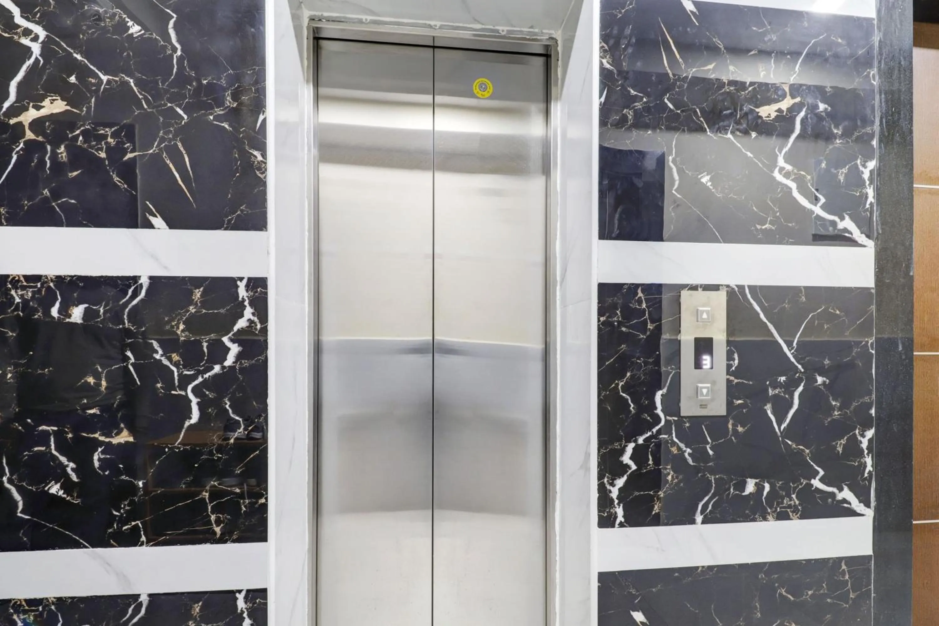 Lobby or reception in Hotel O Sri Harshitha Grand Near Zudio - Star Bazaar, Kundalhalli Gate