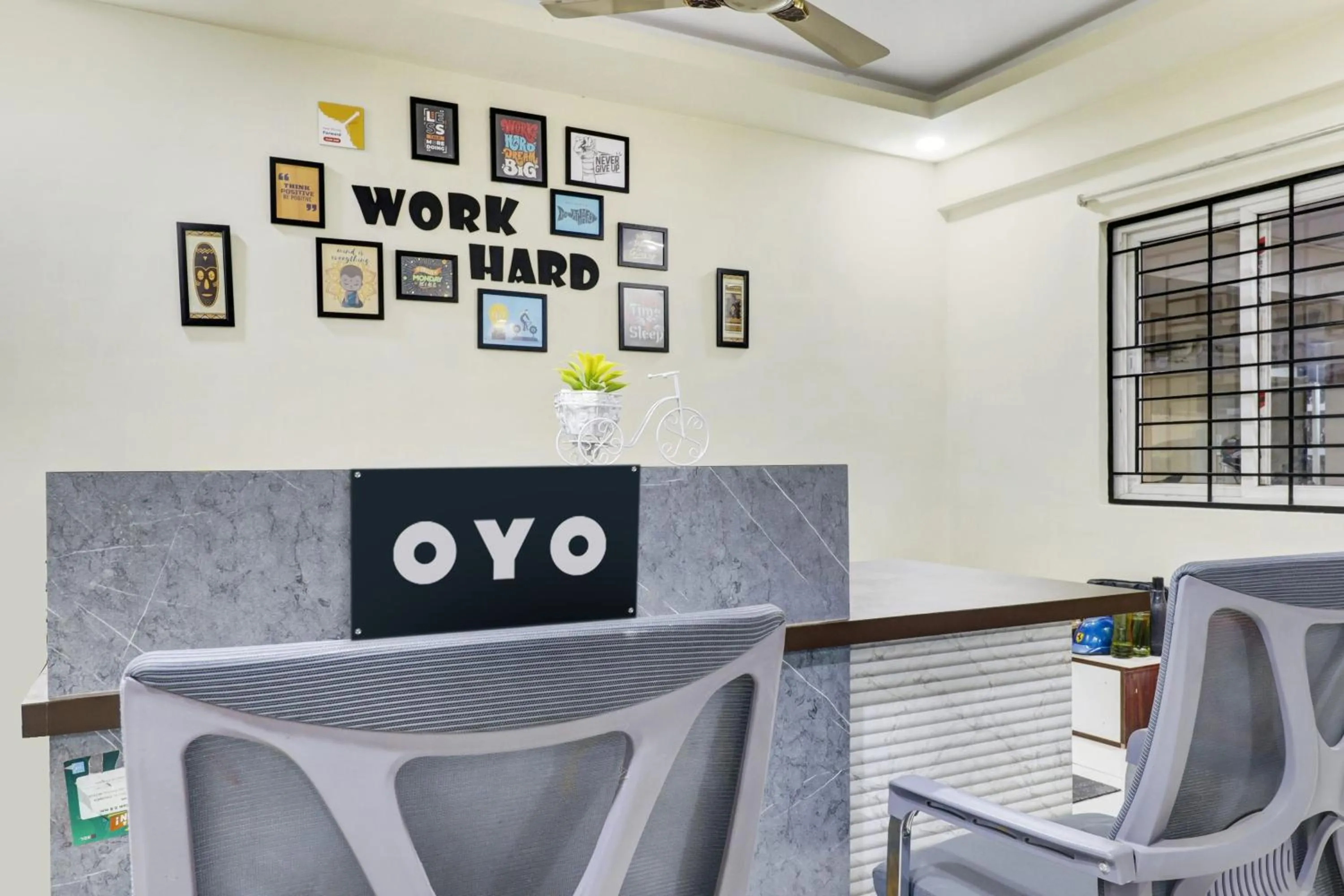 Lobby or reception in Hotel O Sri Harshitha Grand Near Zudio - Star Bazaar, Kundalhalli Gate