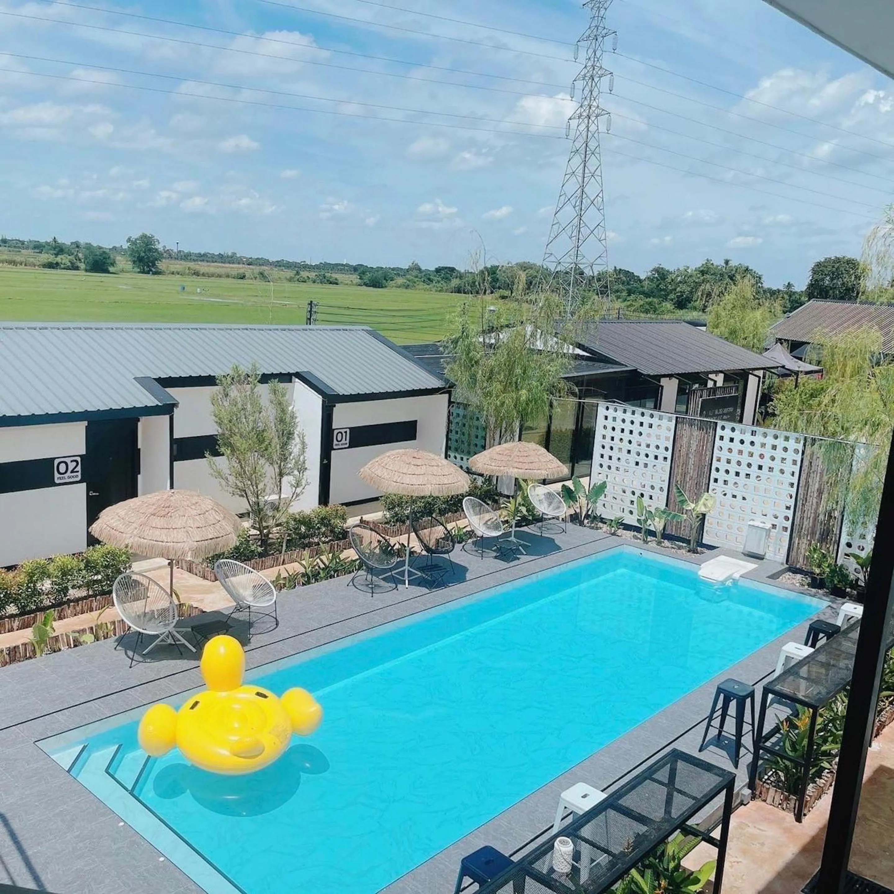 Property building in Penguin Villa Resort & Bistro