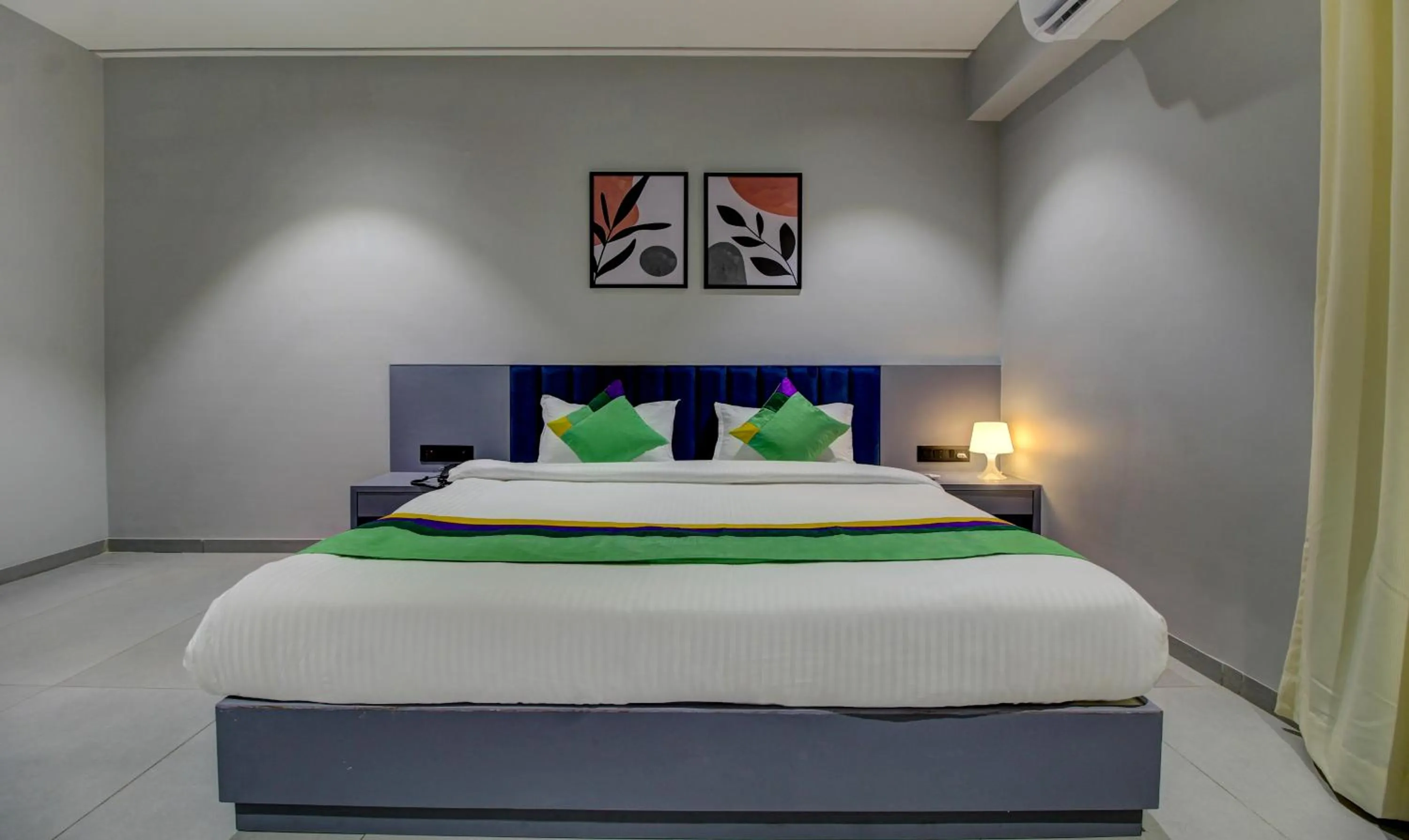 Bed in Comfort Inn Baner- Indian nationals only