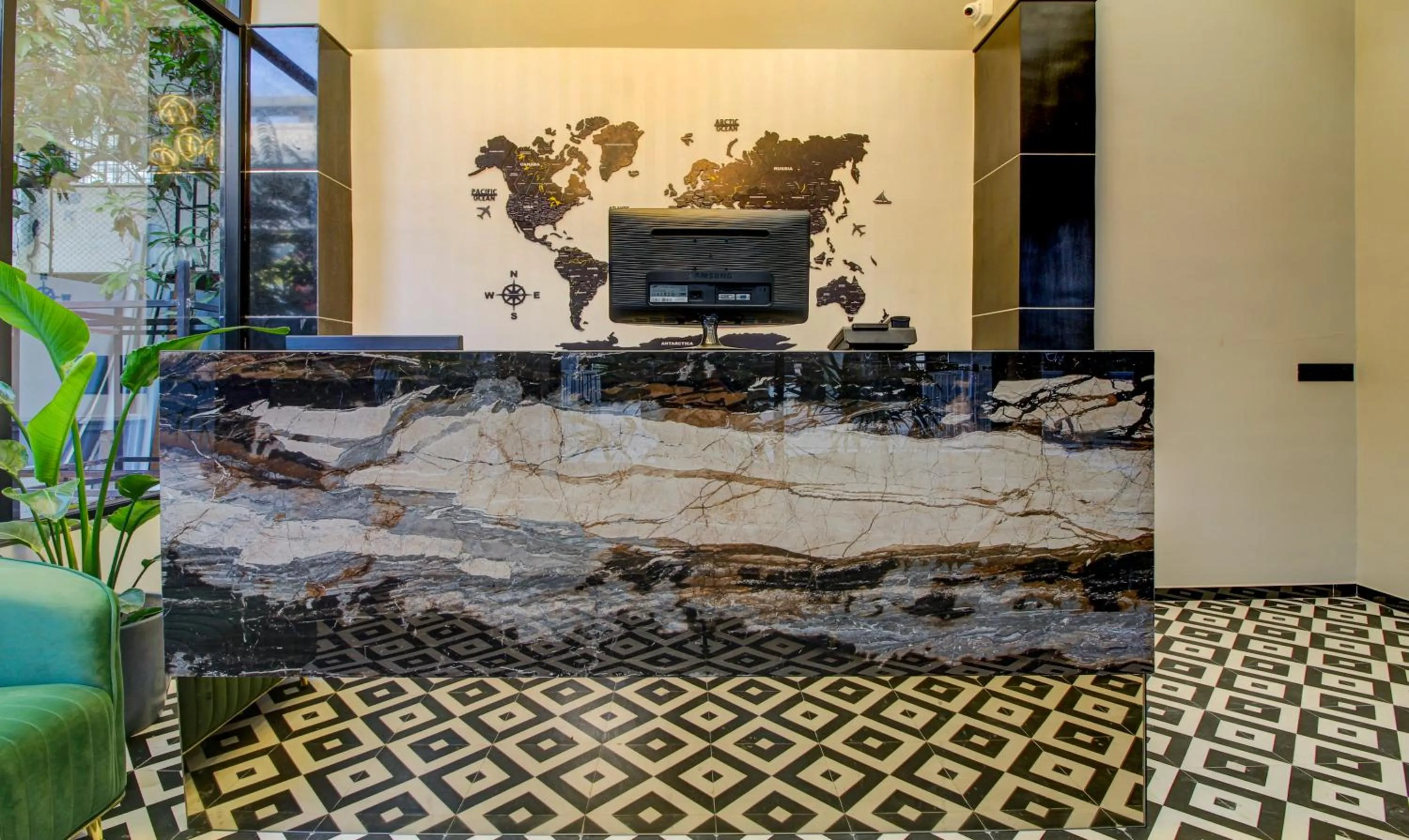 Lobby or reception in Comfort Inn Baner- Indian nationals only