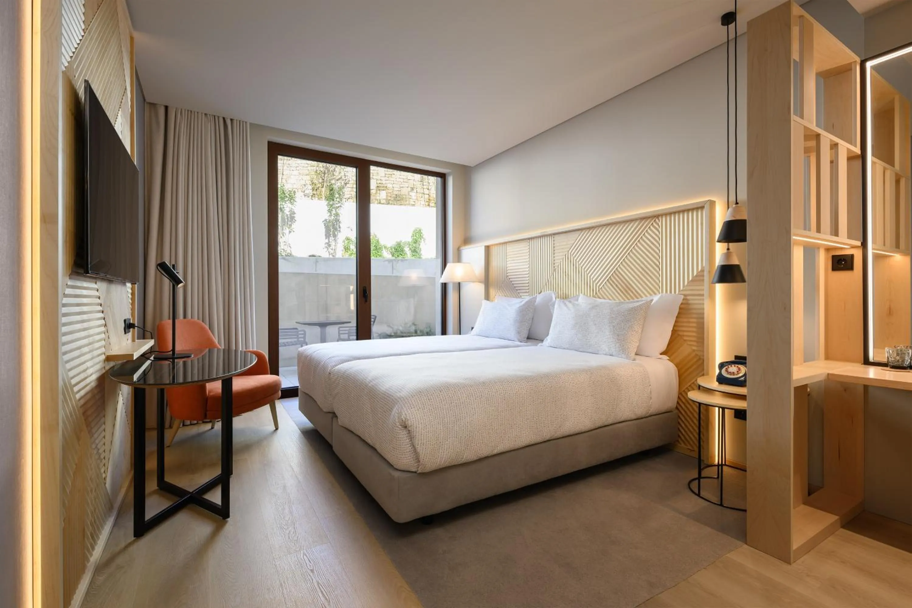 Bed in INNSiDE by Meliá Braga Centro