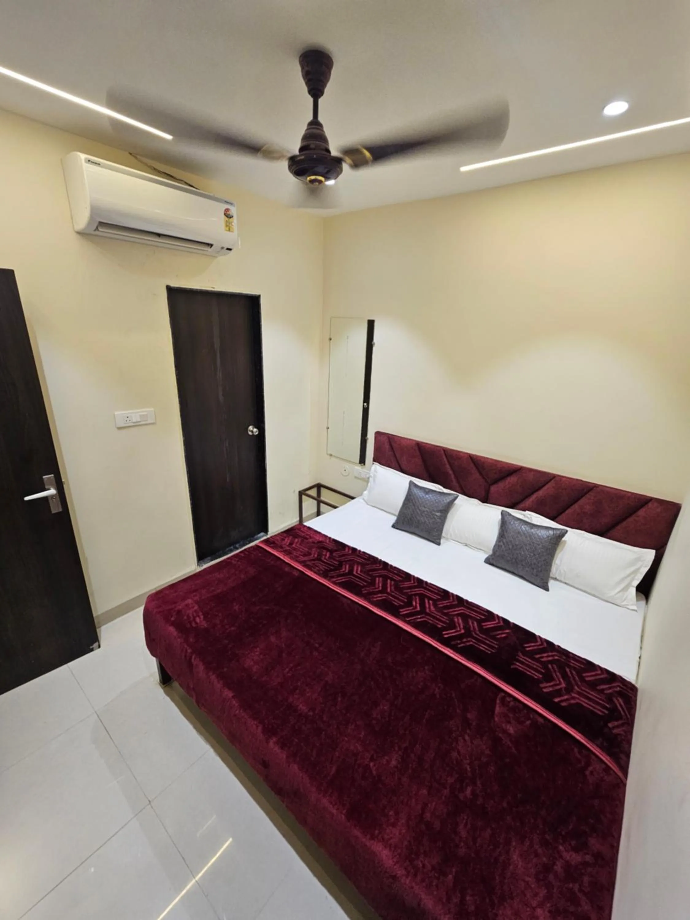 Bedroom, Bed in HOTEL DEV BHOOMI -Ujjain