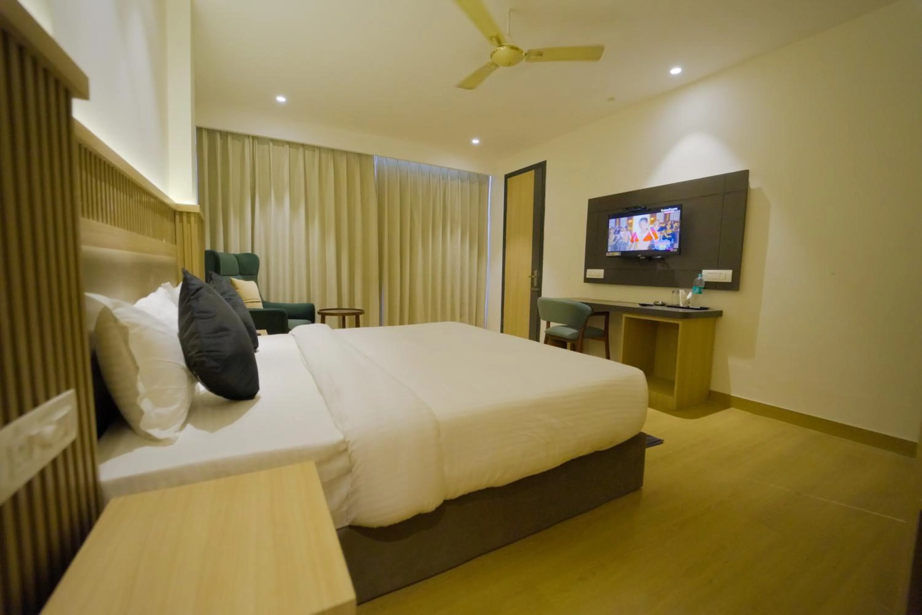 TV and multimedia, Bed in Pride Inn