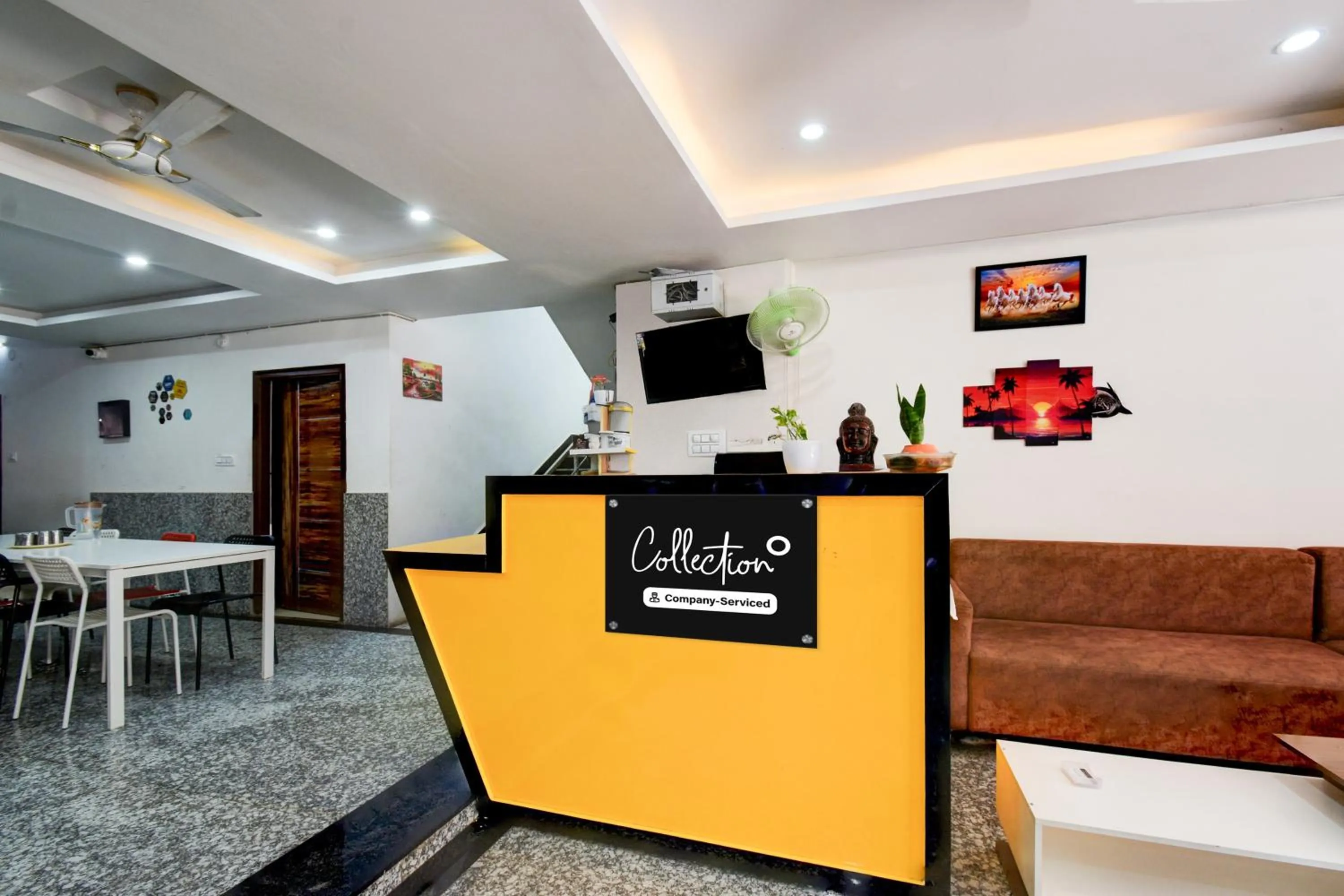 Lobby or reception in Super Collection O DLF CyberCity Hyderabad Formerly Key Suites