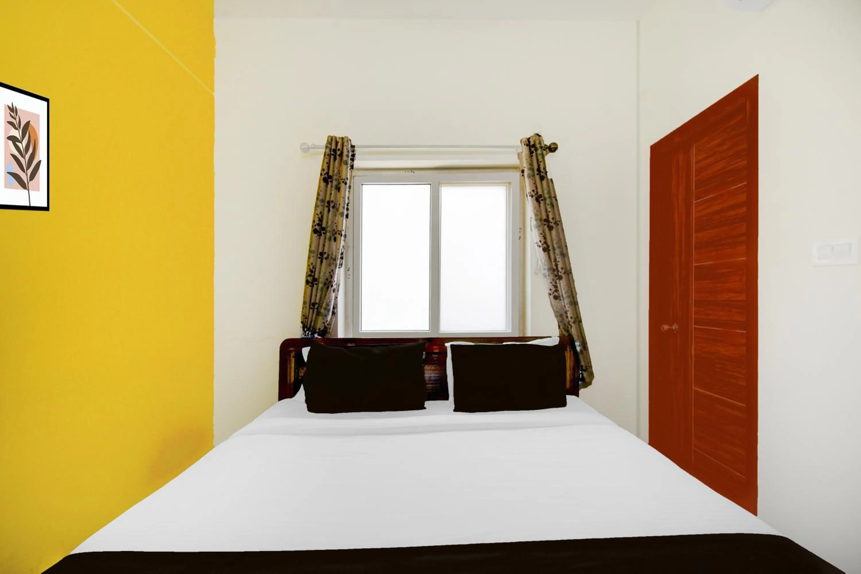 Bedroom, Bed in Super Collection O DLF CyberCity Hyderabad Formerly Key Suites