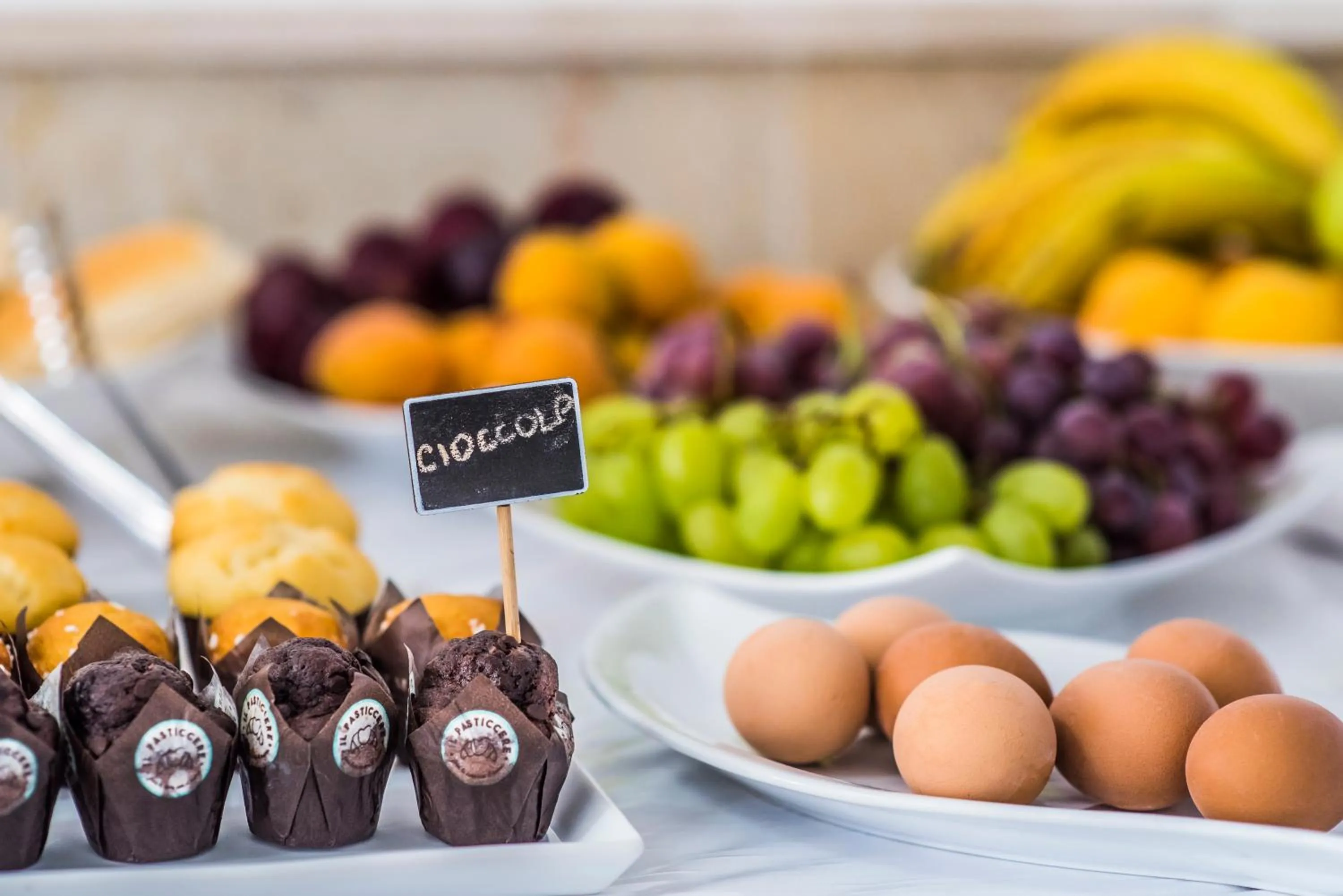 Restaurant/places to eat in GH Hotel