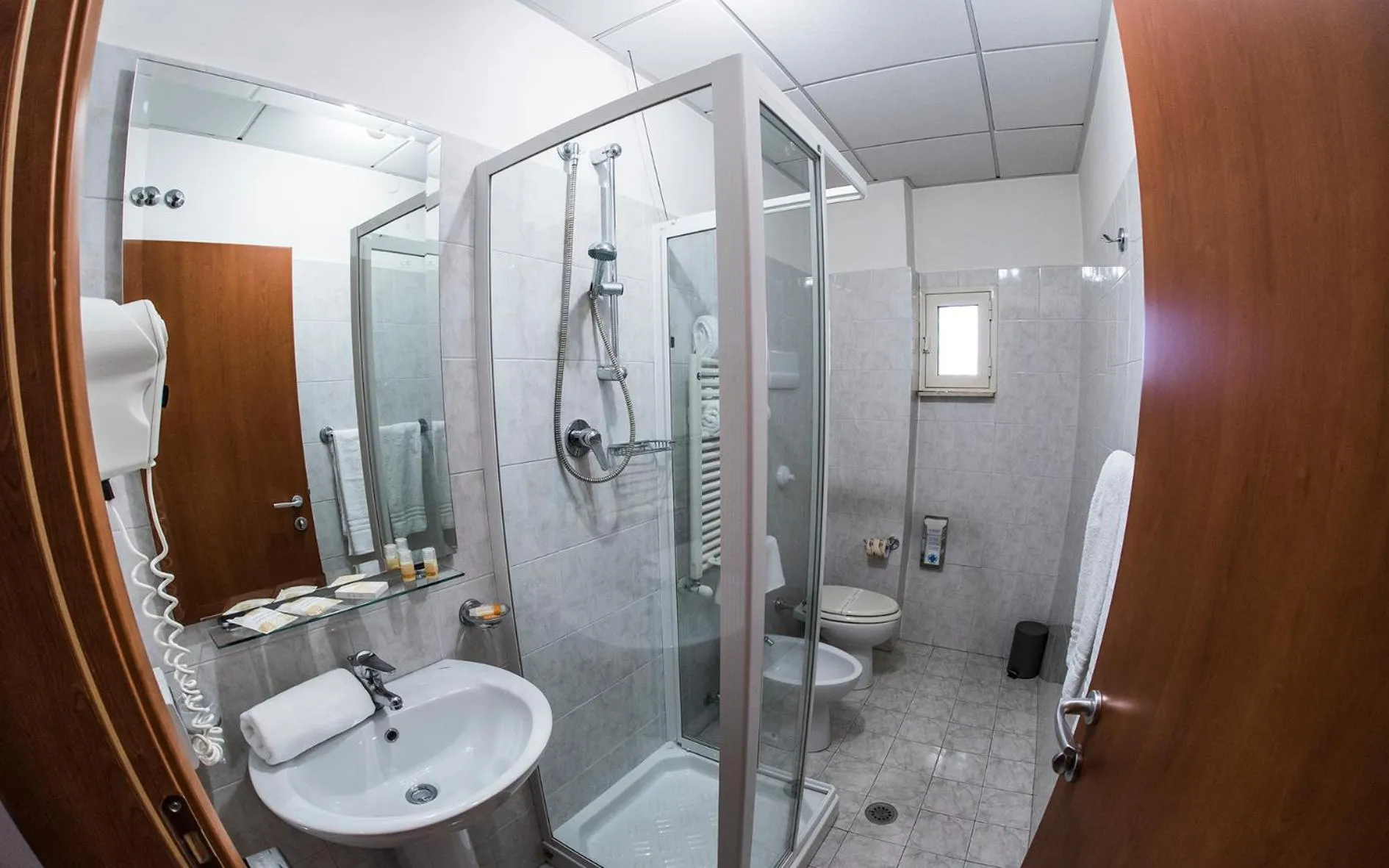 Bathroom in GH Hotel