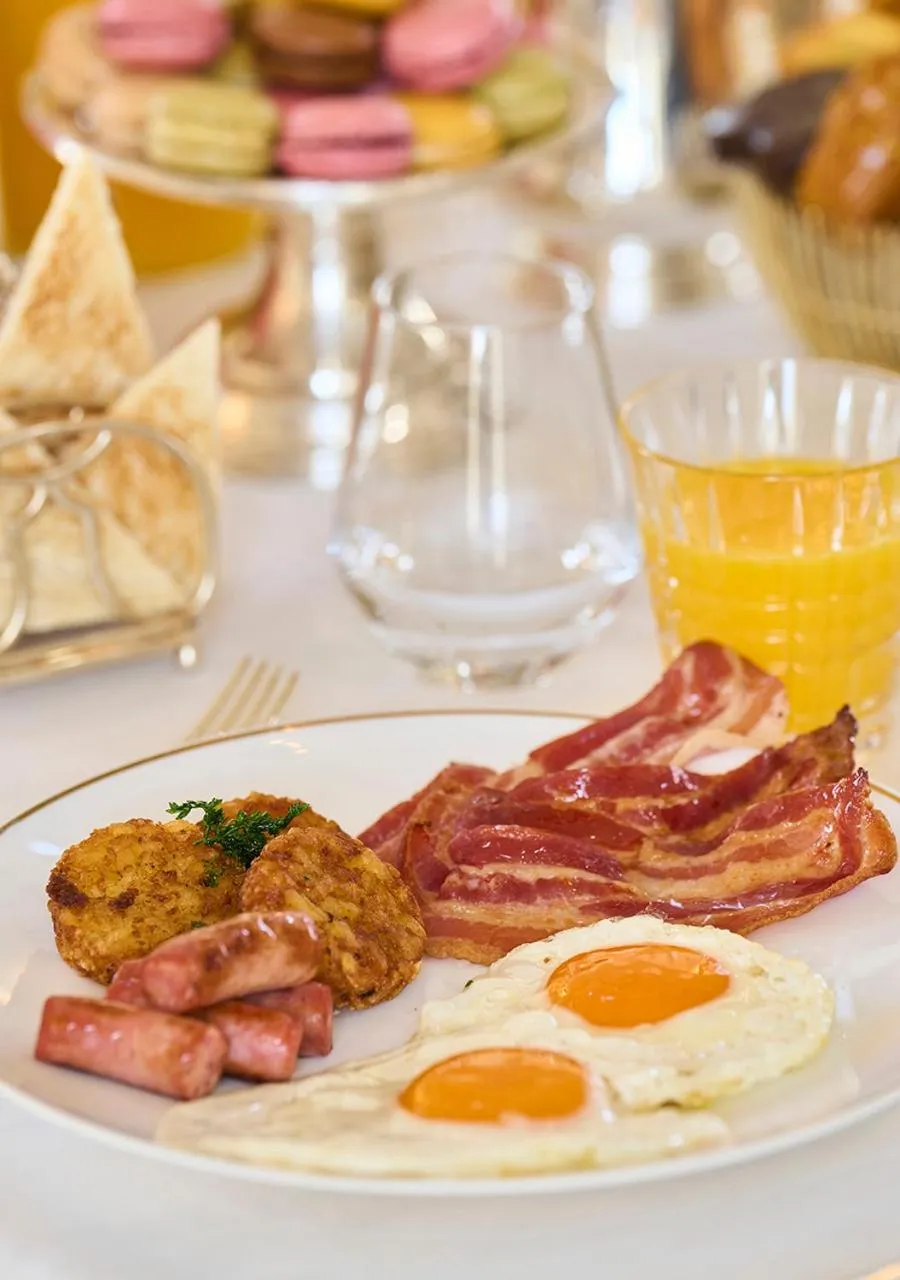 Breakfast in Mandarin Oriental Ritz, Madrid