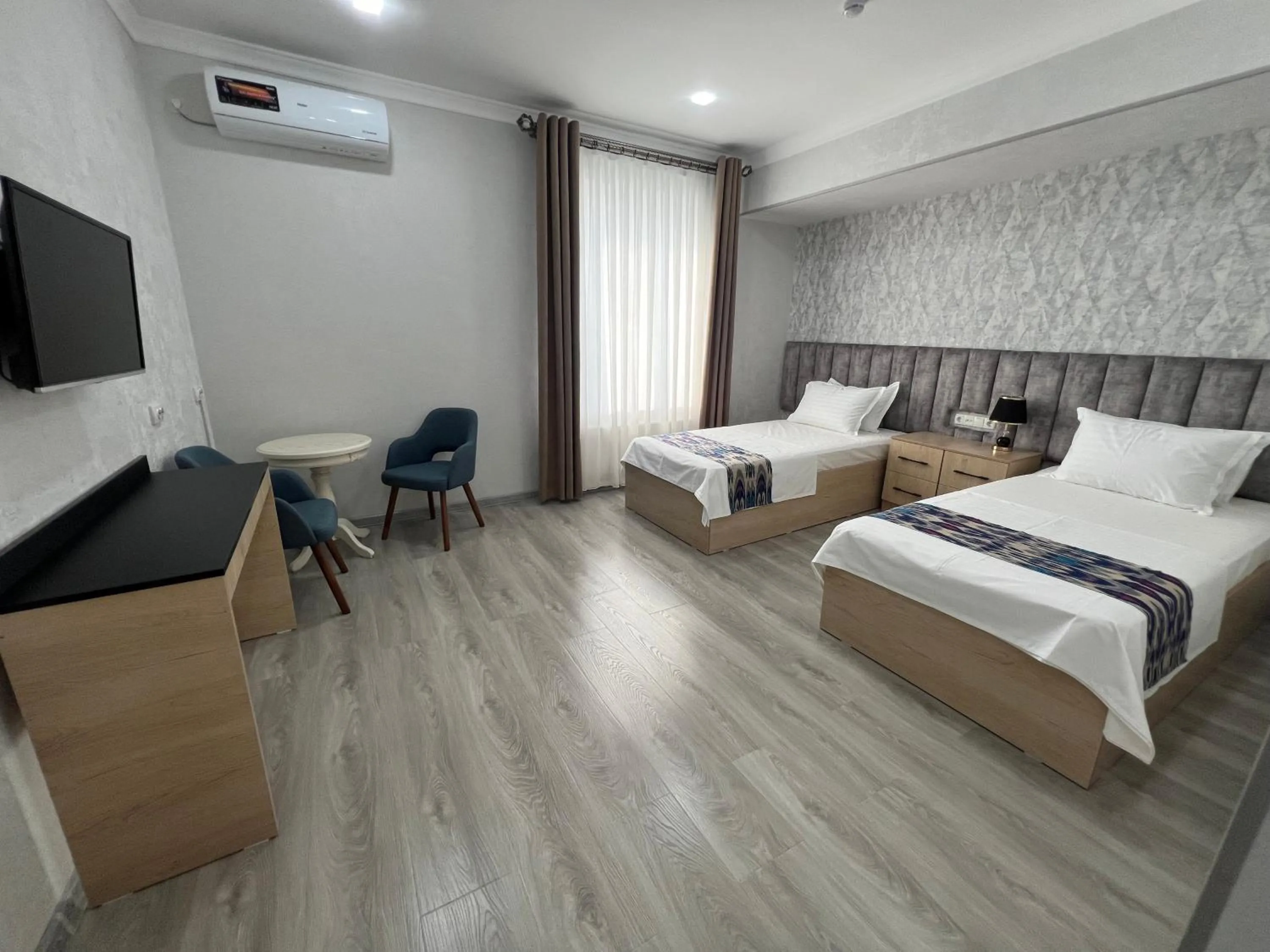 Photo of the whole room, Bed in DSF GARDEN HOTEL