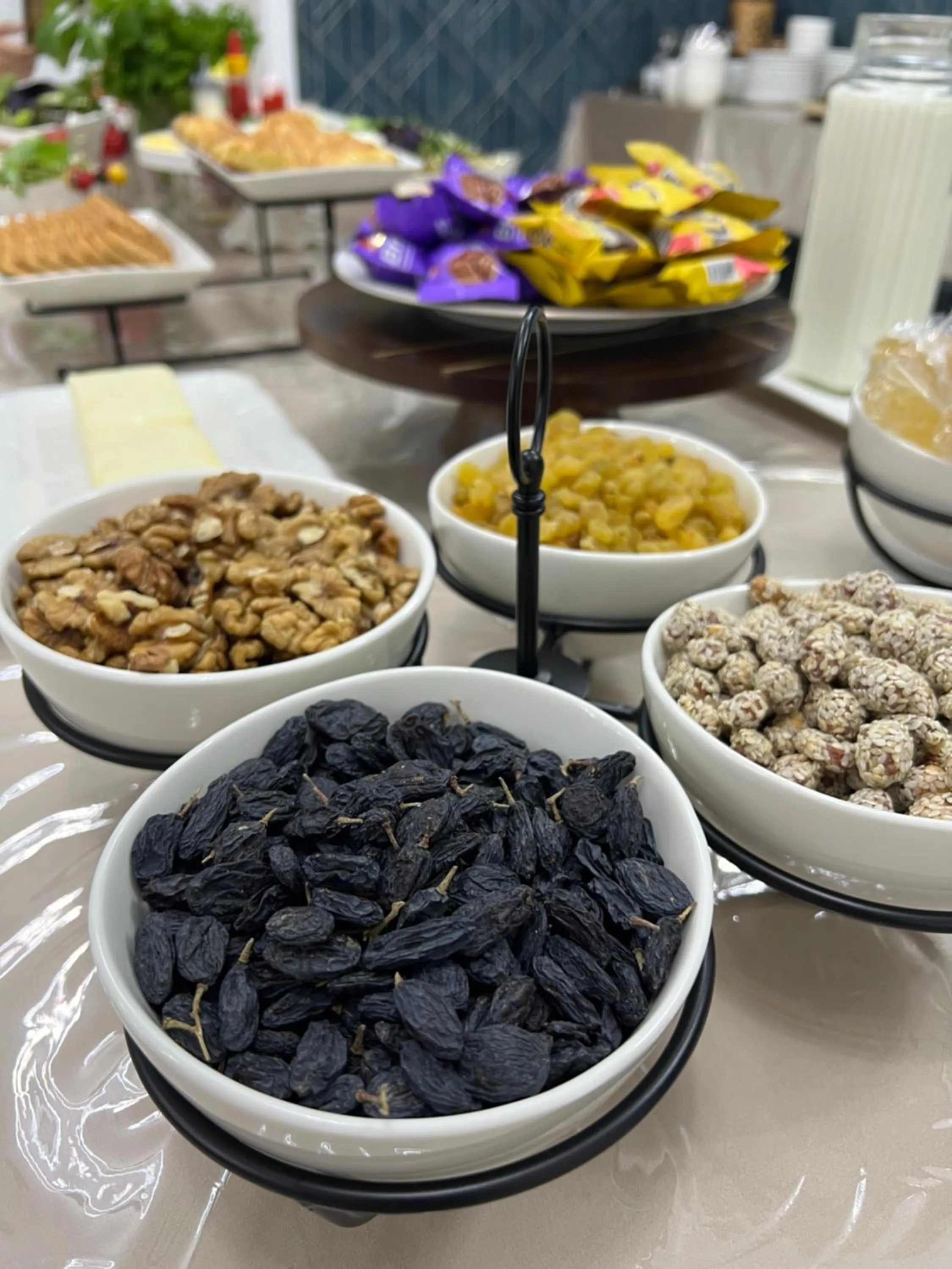 Restaurant/places to eat in DSF GARDEN HOTEL