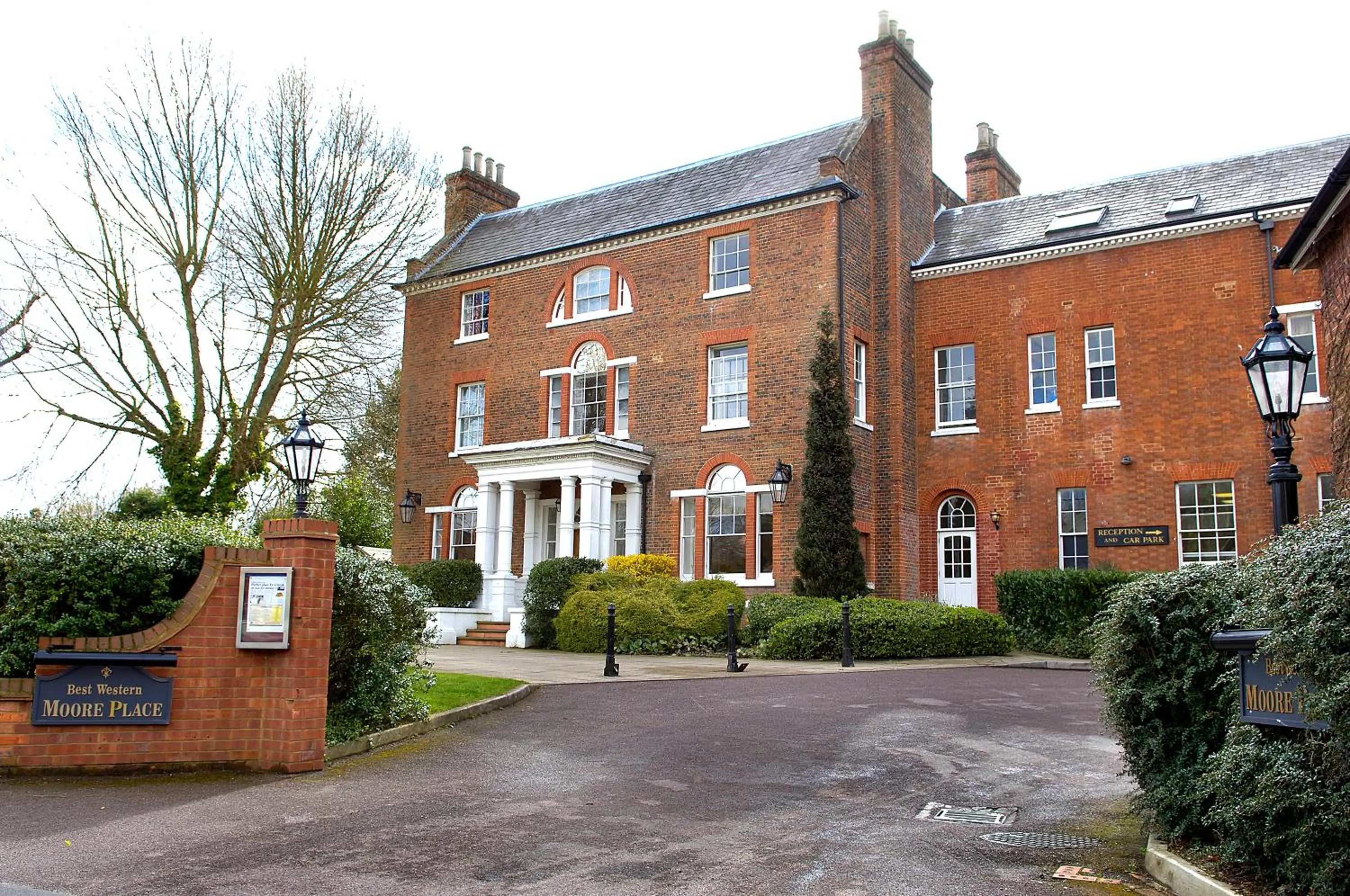 Facade/entrance in Moore Place Hotel, BW Signature Collection