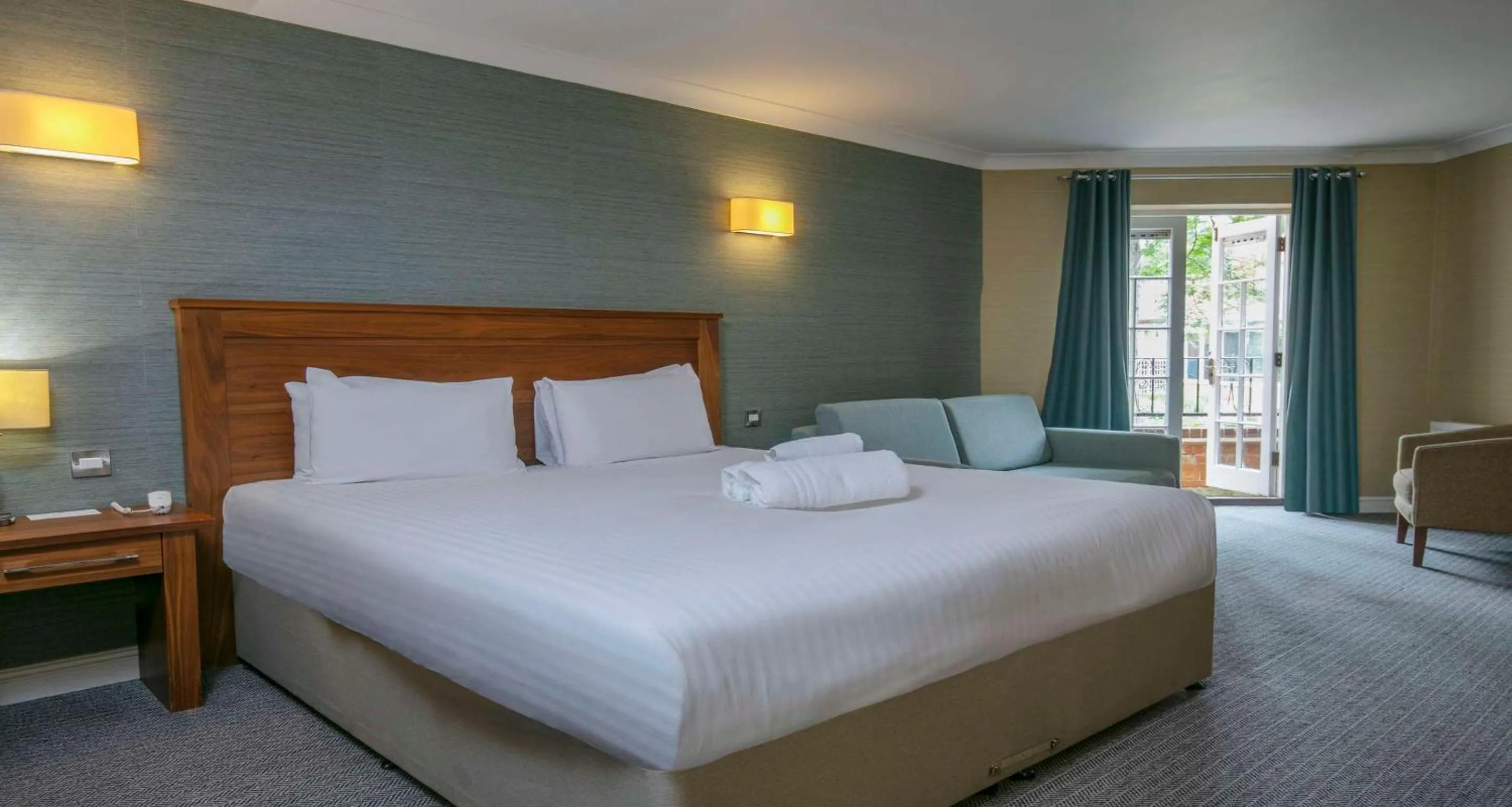 Bedroom, Bed in Moore Place Hotel, BW Signature Collection