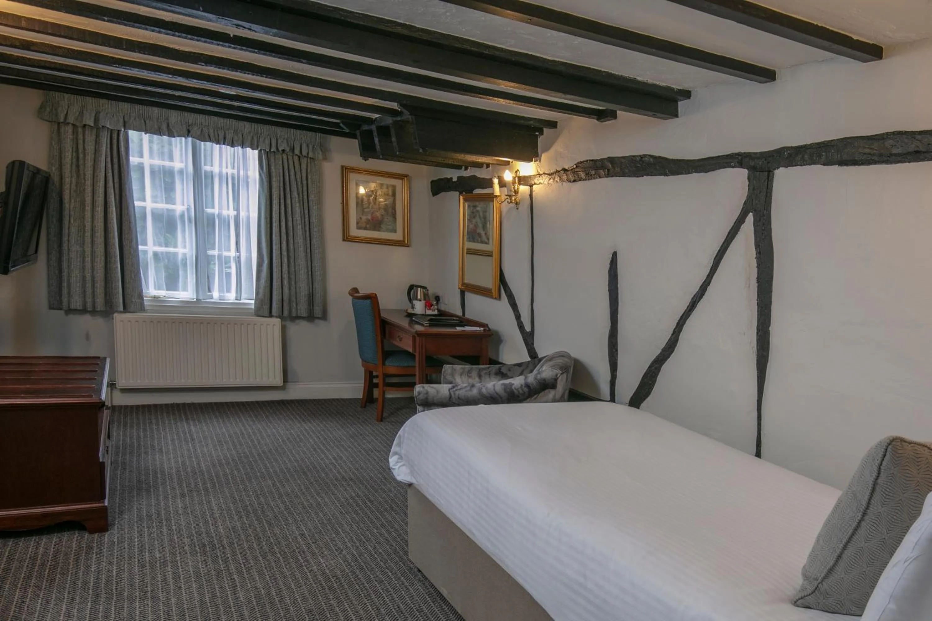 Bedroom, Bed in Moore Place Hotel, BW Signature Collection