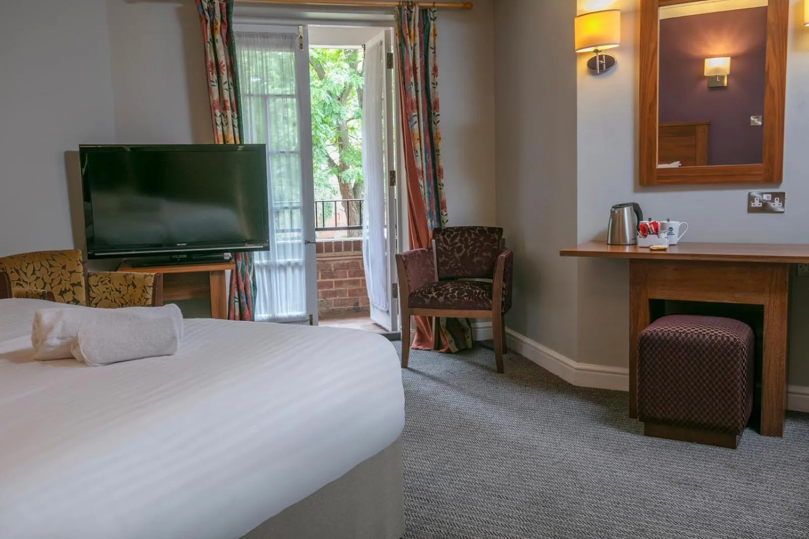 Bedroom, Bed in Moore Place Hotel, BW Signature Collection