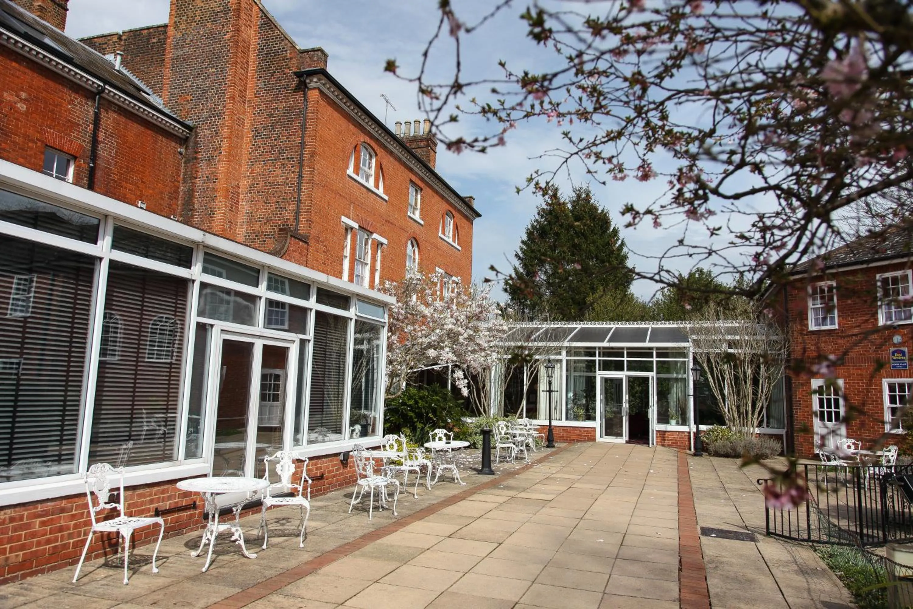 Property building in Moore Place Hotel, BW Signature Collection