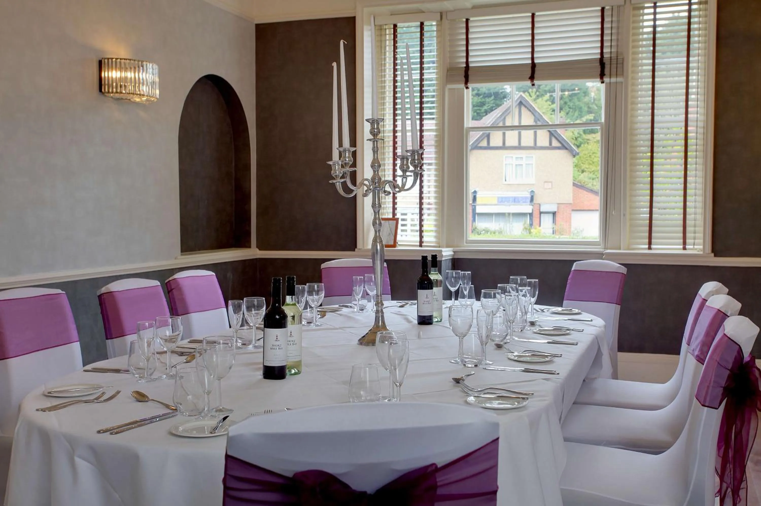 wedding in Moore Place Hotel, BW Signature Collection